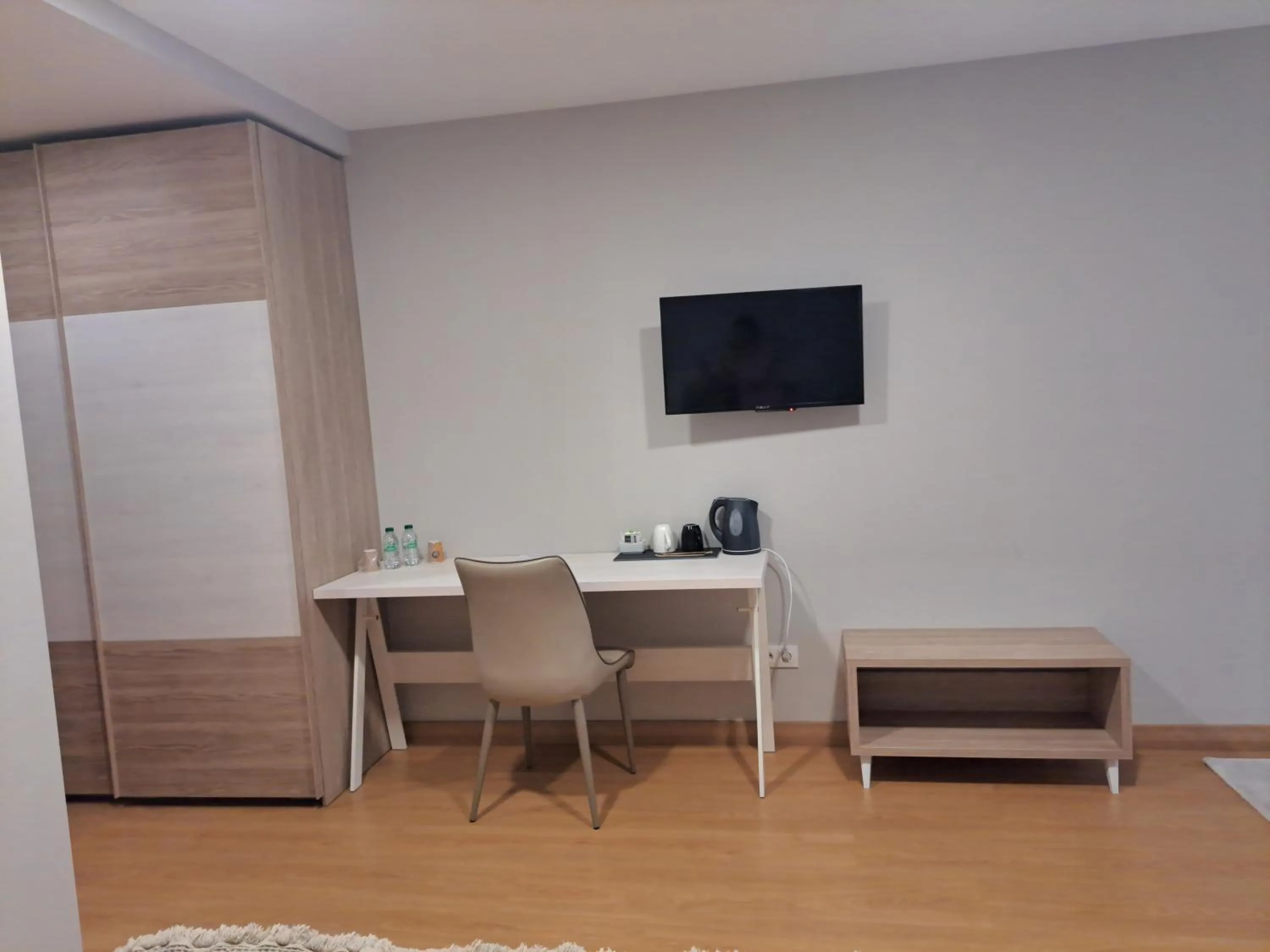 hair dresser in Hotel Roquiño