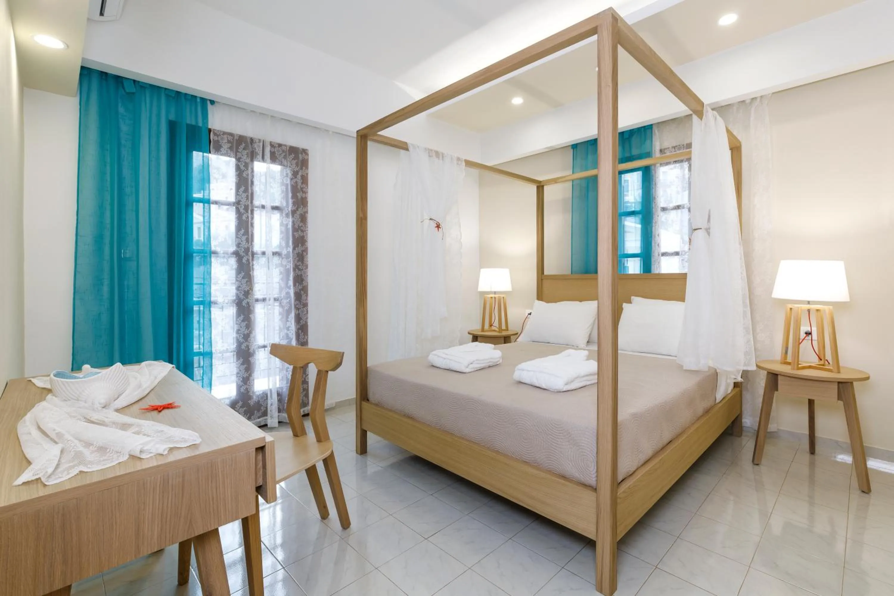 Bed in Opera House Hotel