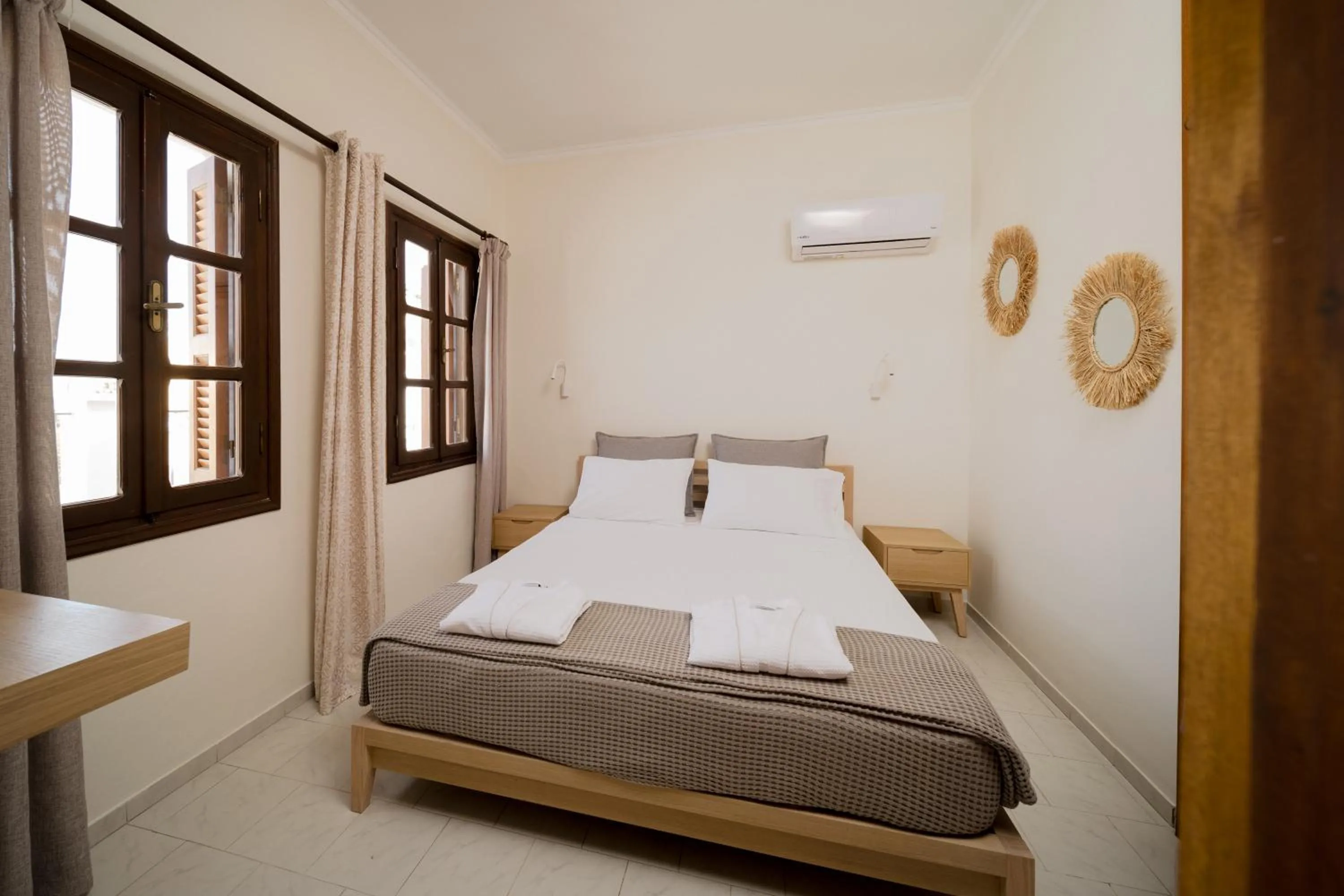 Bed in Opera House Hotel