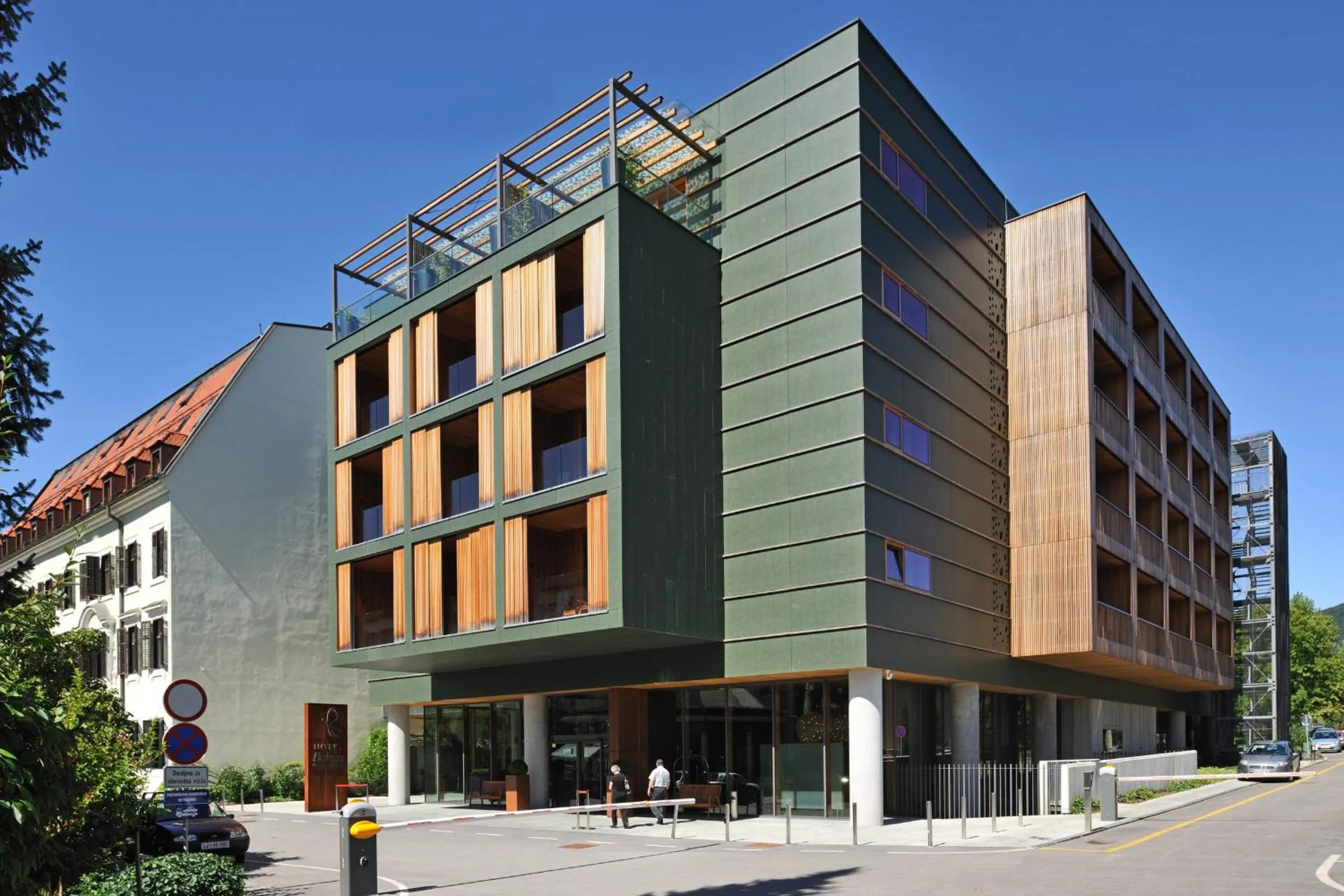 Facade/entrance in Hotel Balnea Superior - Terme Krka