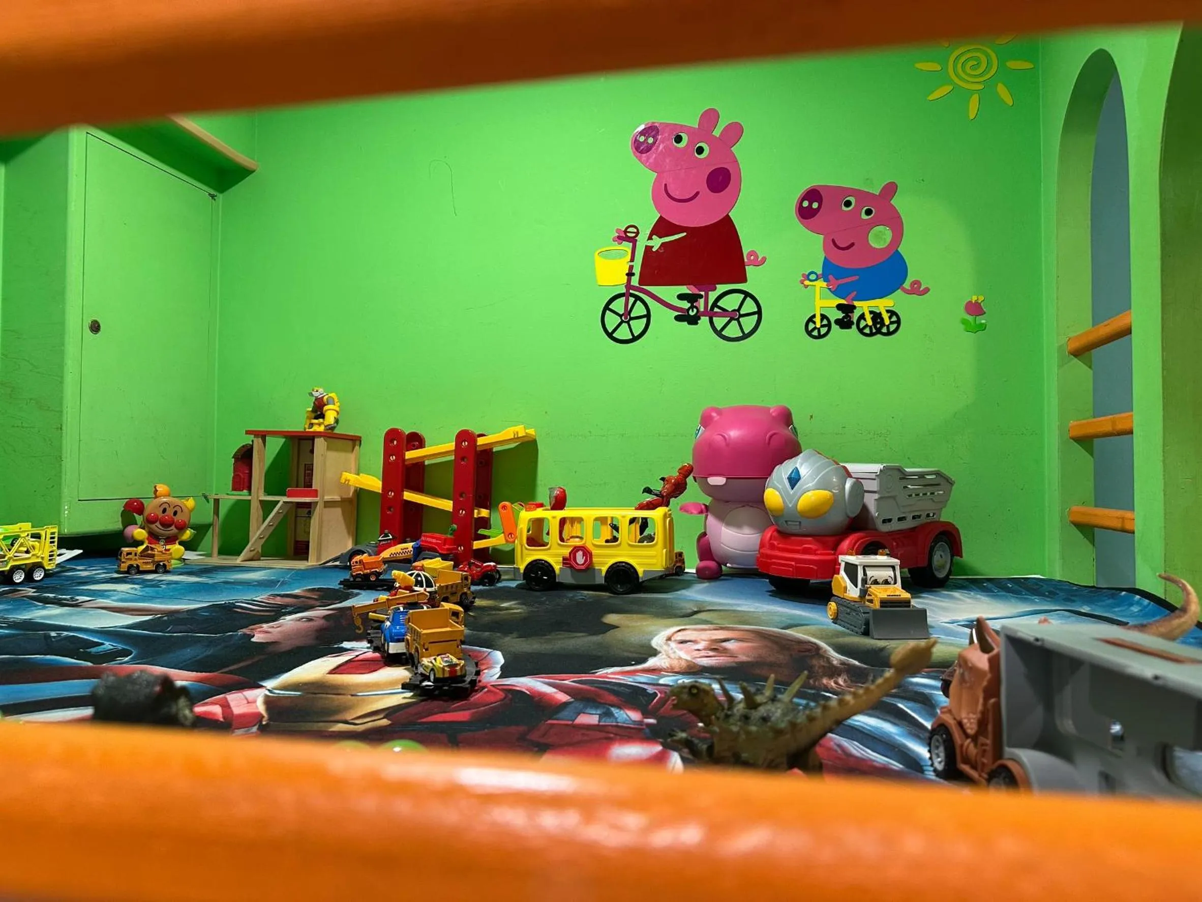 Photo of the whole room in Kenting Mola