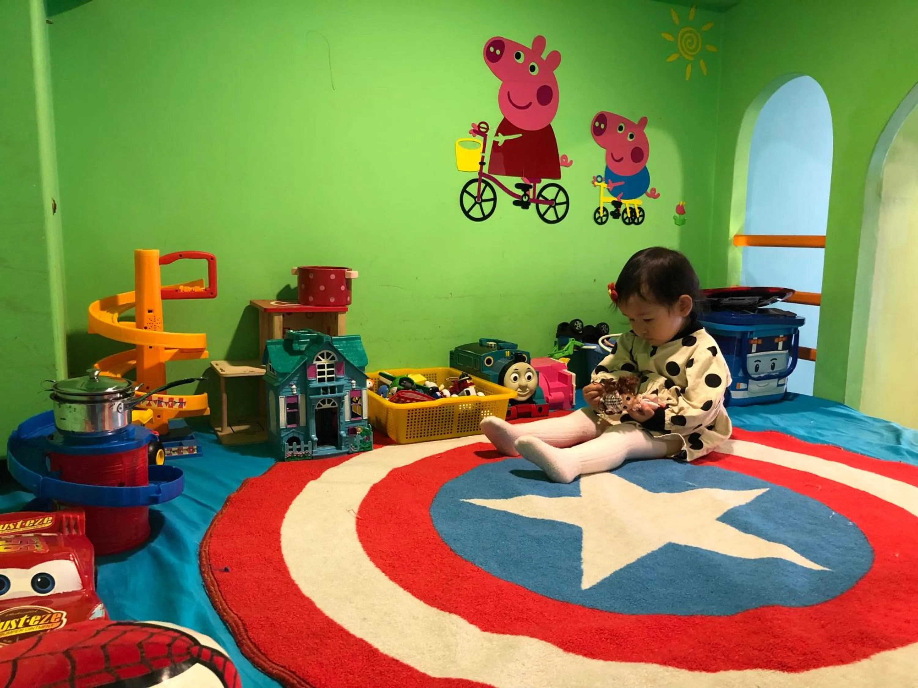 Photo of the whole room in Kenting Mola