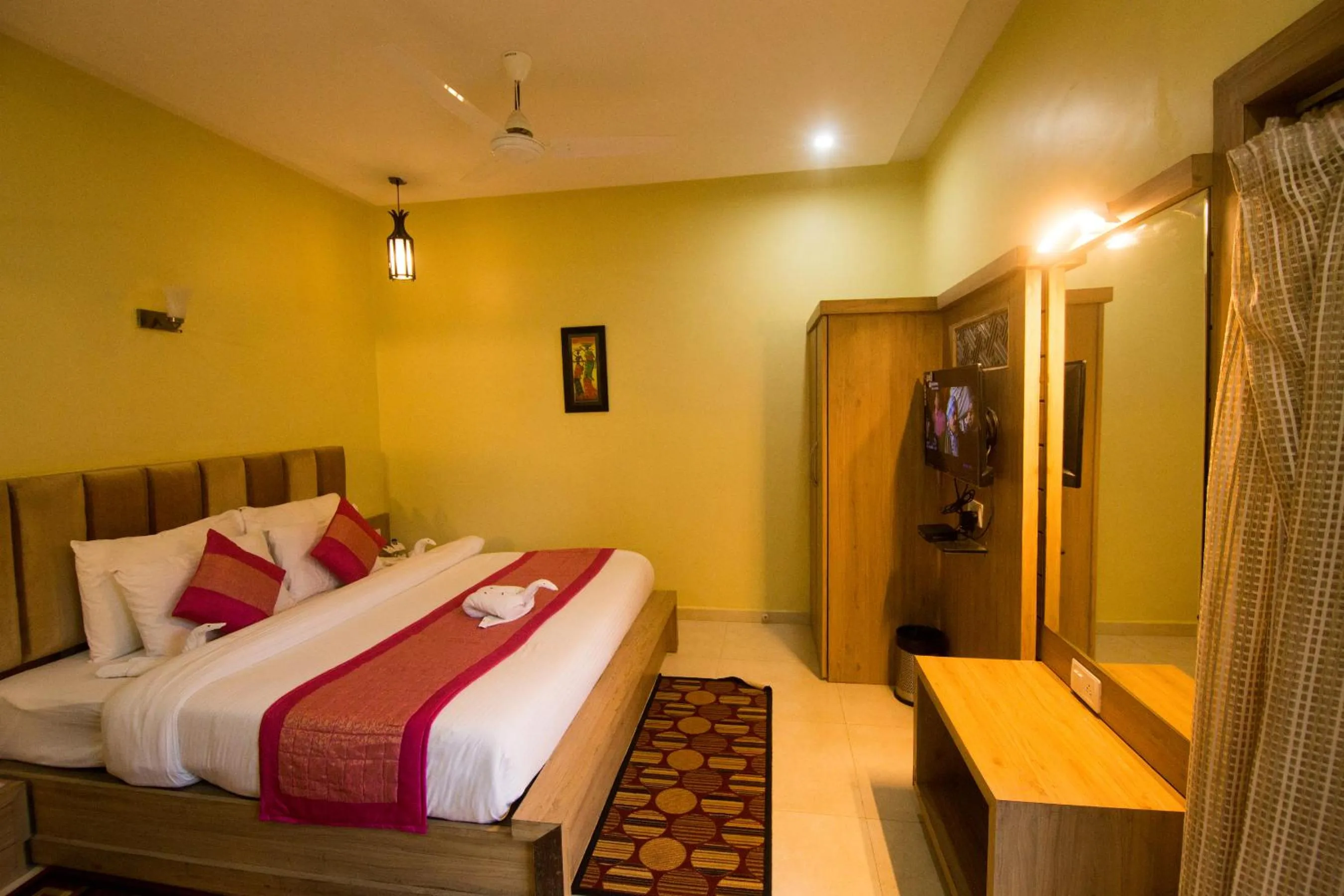 Photo of the whole room, Bed in The River Front Resort