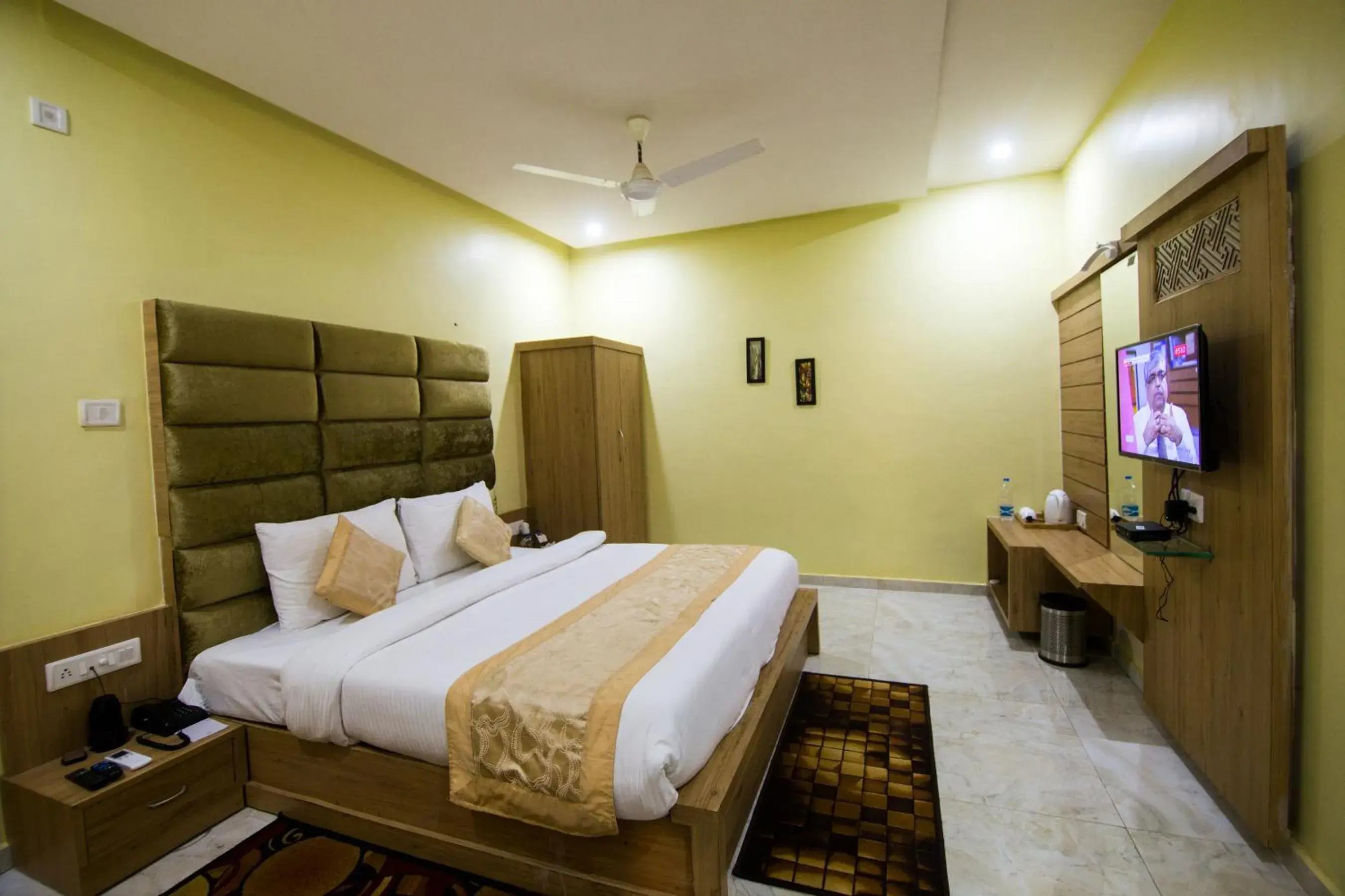 Superior Double Room - single occupancy in The River Front Resort Superior Double Room - single occupancy in The River Front Resort