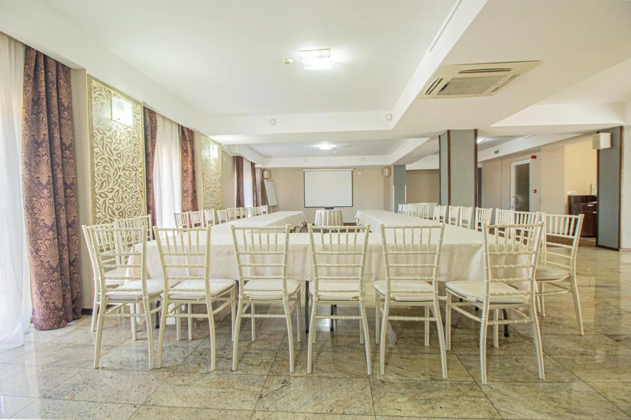 Meeting/conference room in Casa Mureșan