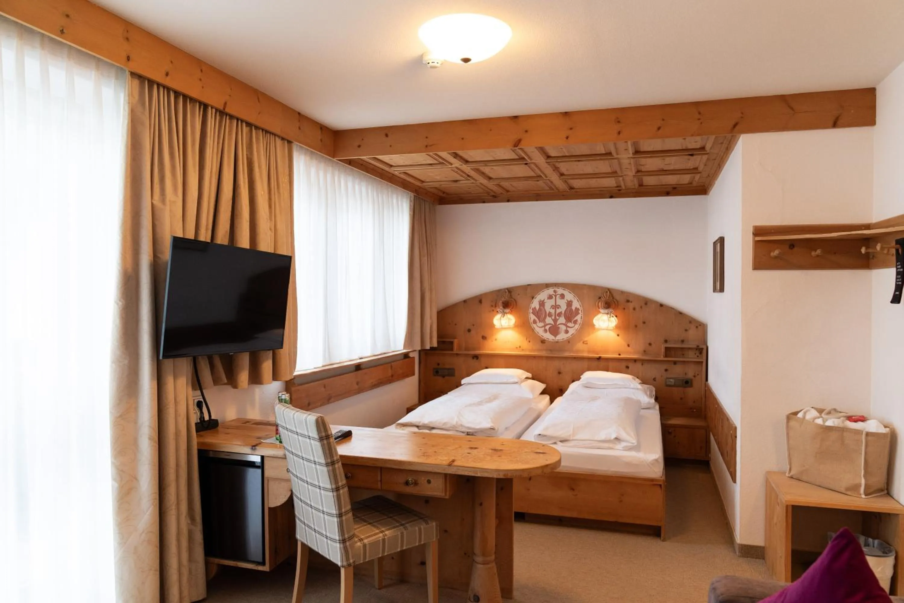 Bedroom, Bed in Wellnesshotel Mein Almhof Superior