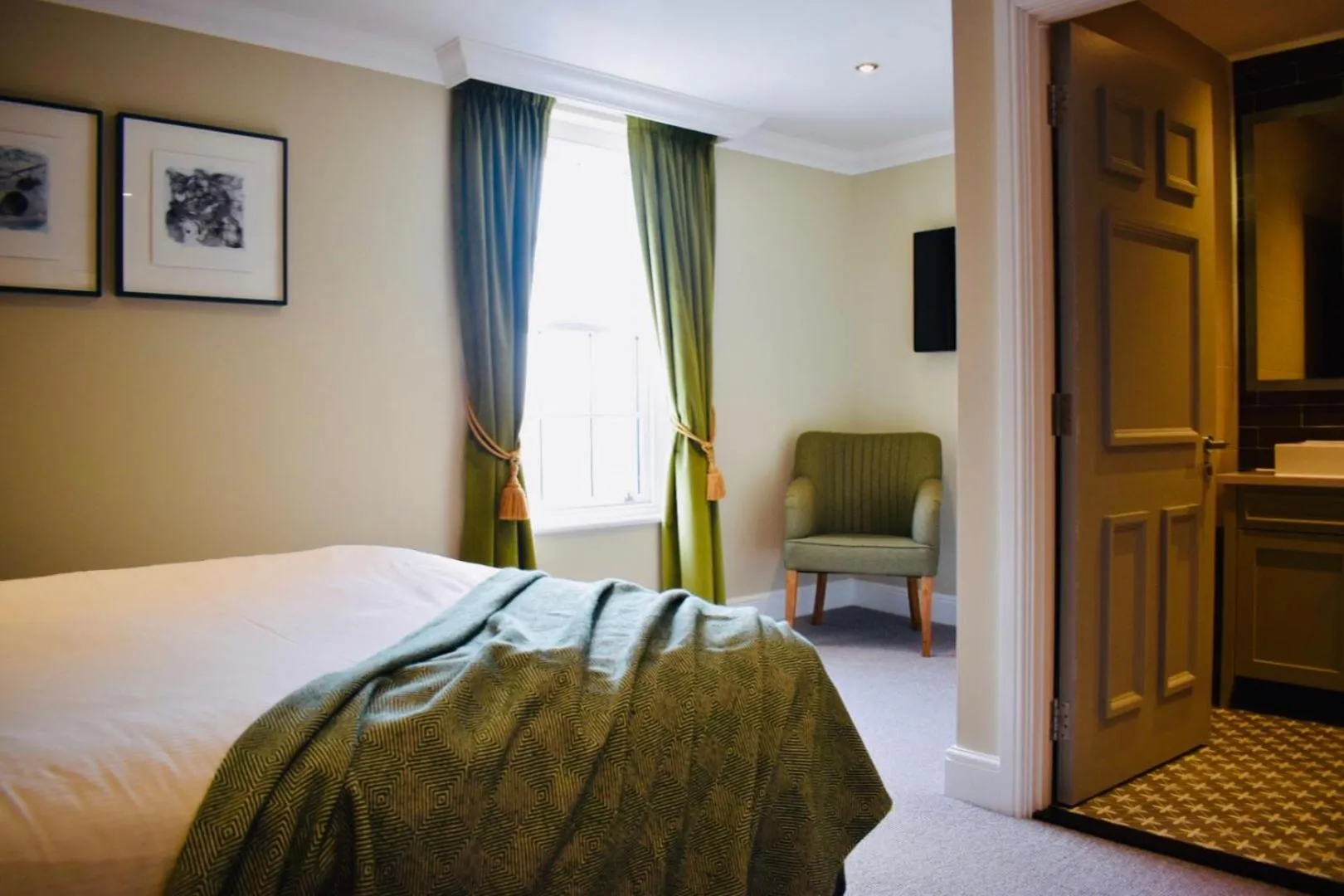 Bed in The Devonport