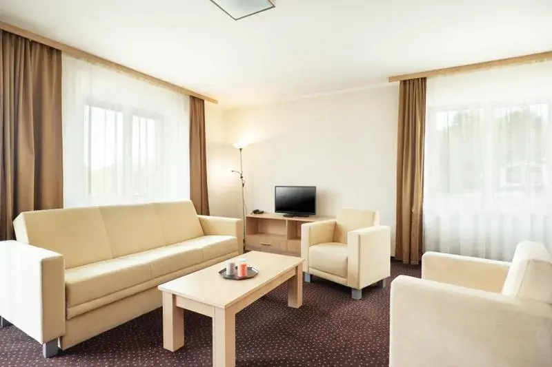 Superior One-Bedroom Apartment with Balcony - single occupancy in Instytut Zdrowia Sofra FIT & SPA Superior One-Bedroom Apartment with Balcony - single occupancy in Instytut Zdrowia Sofra FIT & SPA