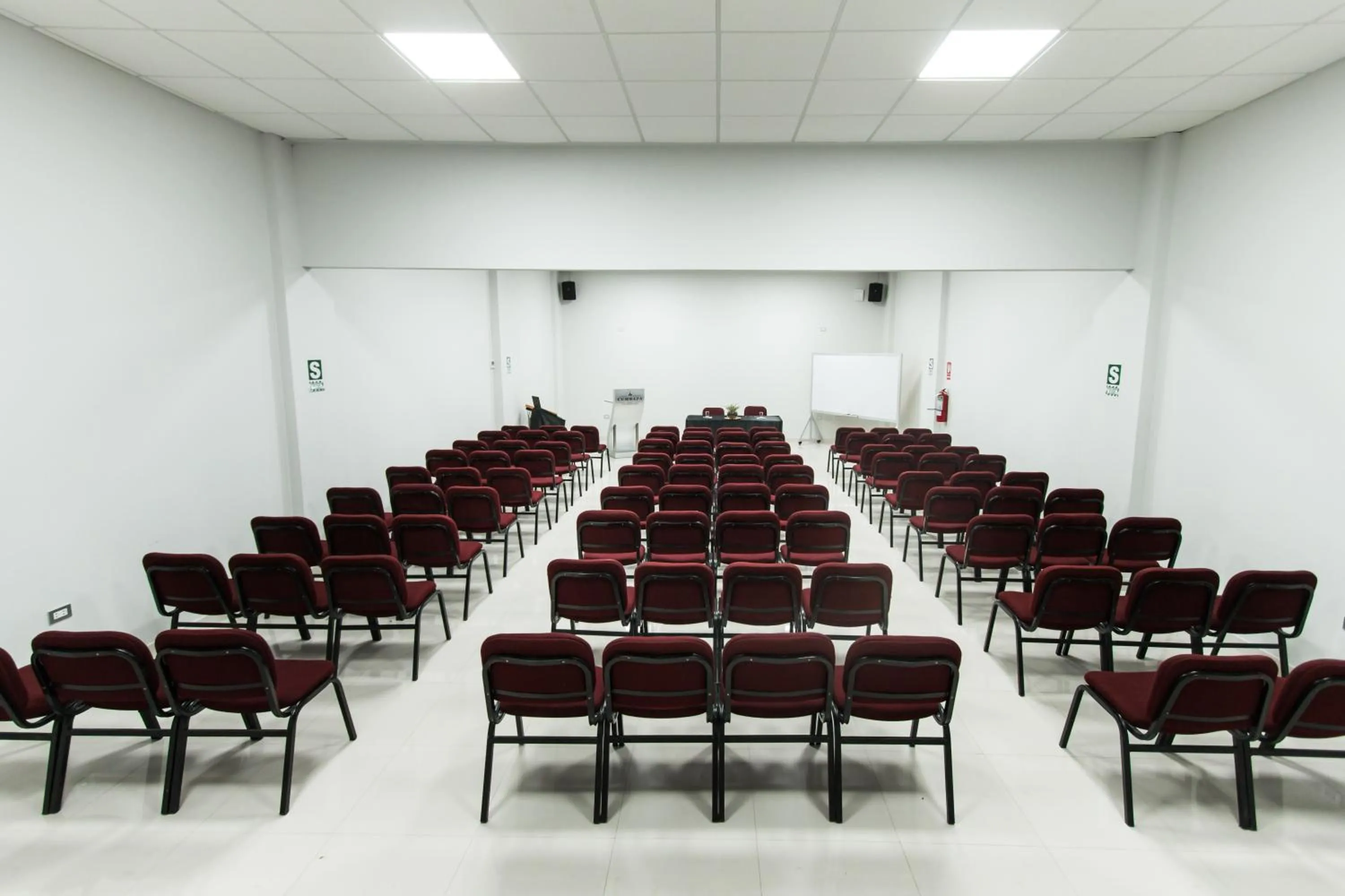 Cumbaza Hotel & Convenciones