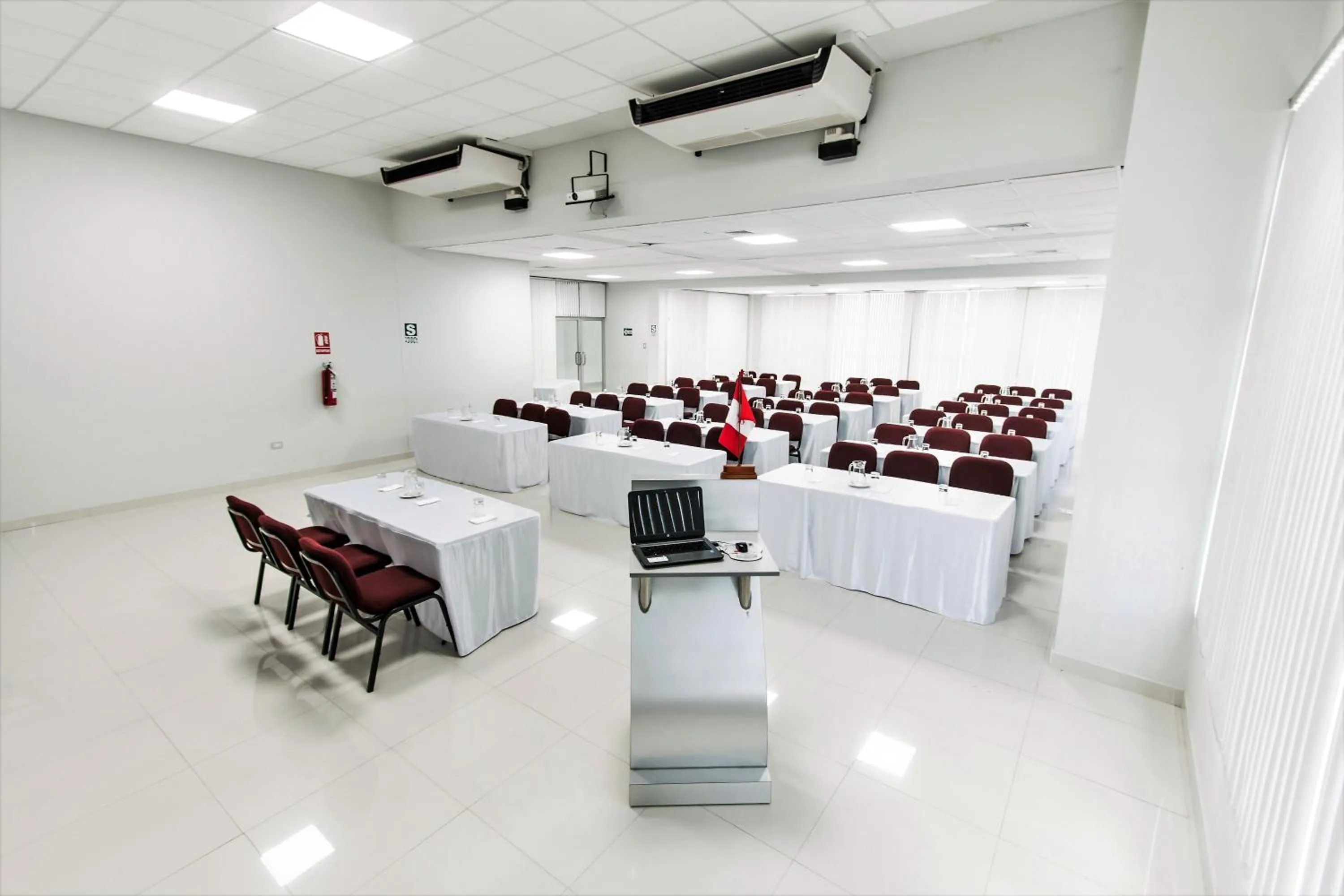 Living room in Cumbaza Hotel & Convenciones