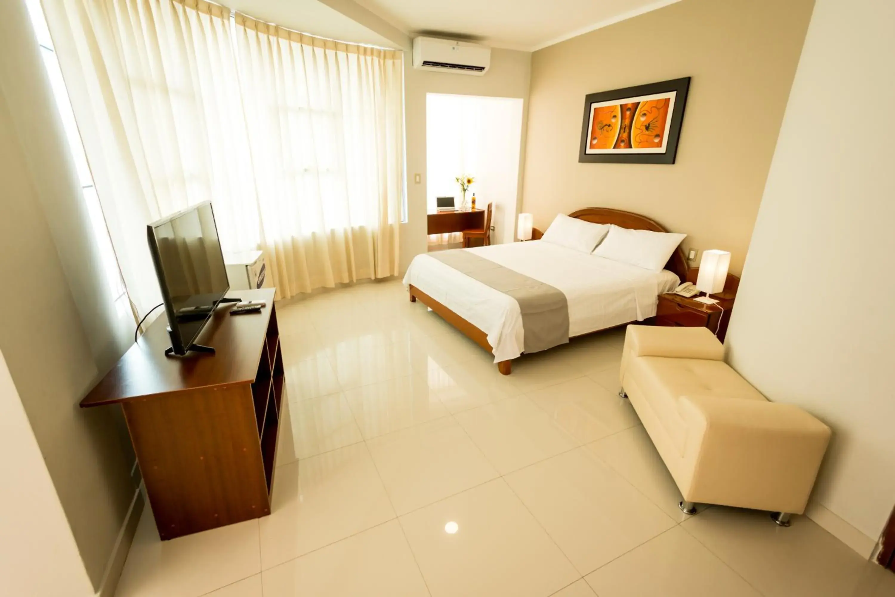Superior Queen Room in Cumbaza Hotel & Convenciones Superior Queen Room in Cumbaza Hotel & Convenciones