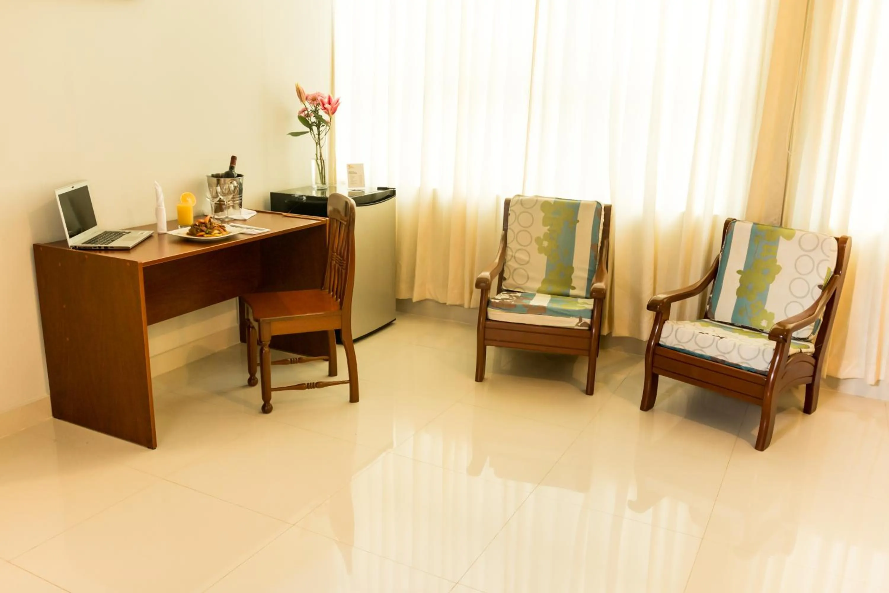 Cumbaza Hotel & Convenciones