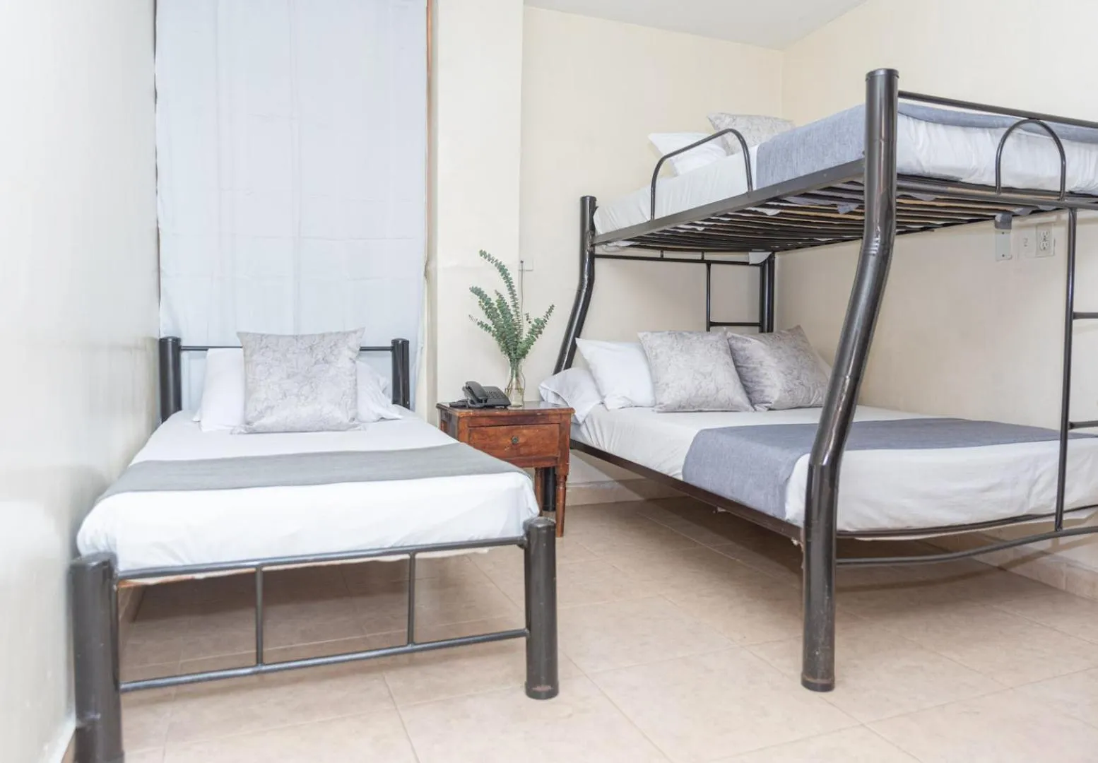 bunk bed, Bed in Hotel Conquistadores