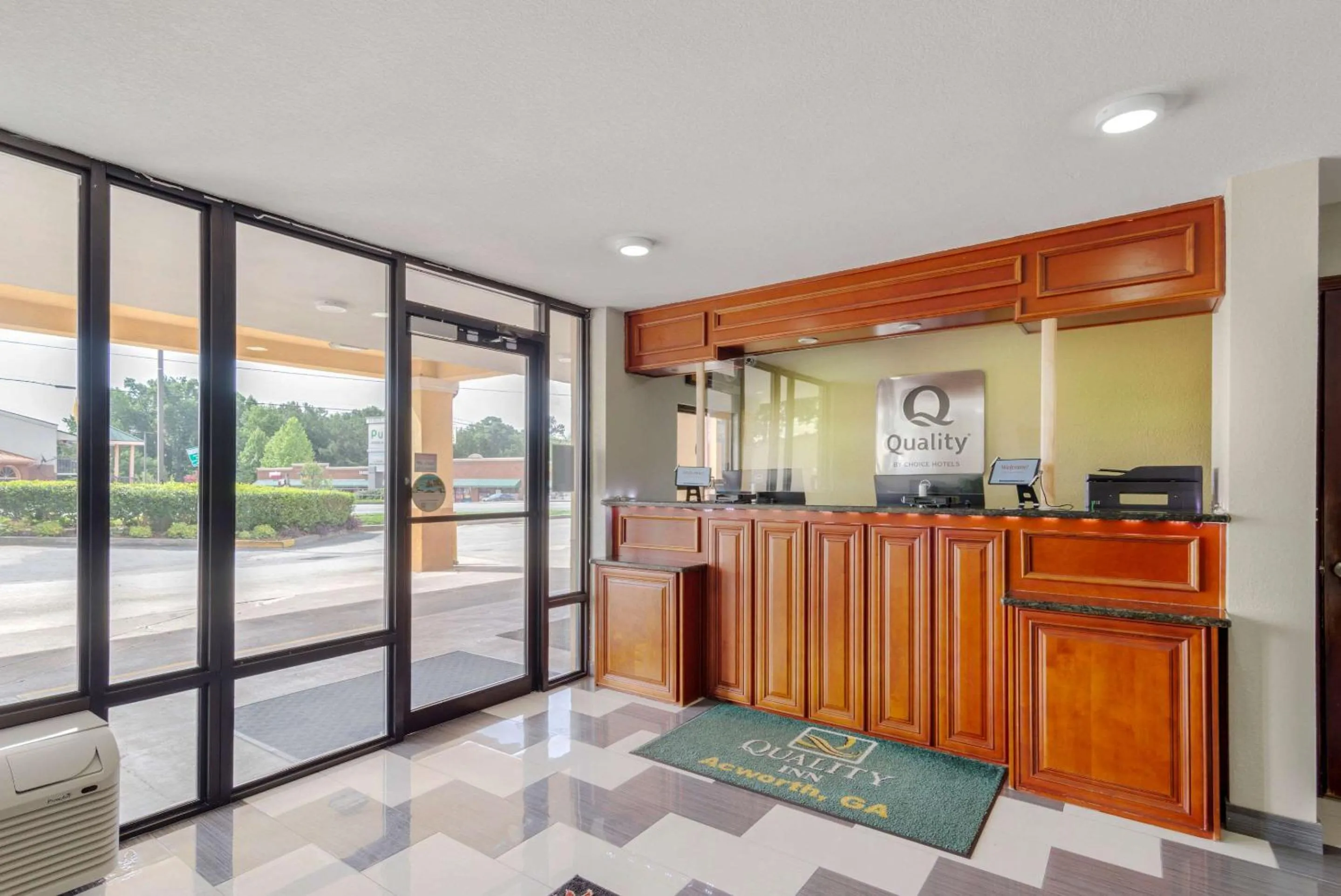 Lobby or reception in Quality Inn Acworth North