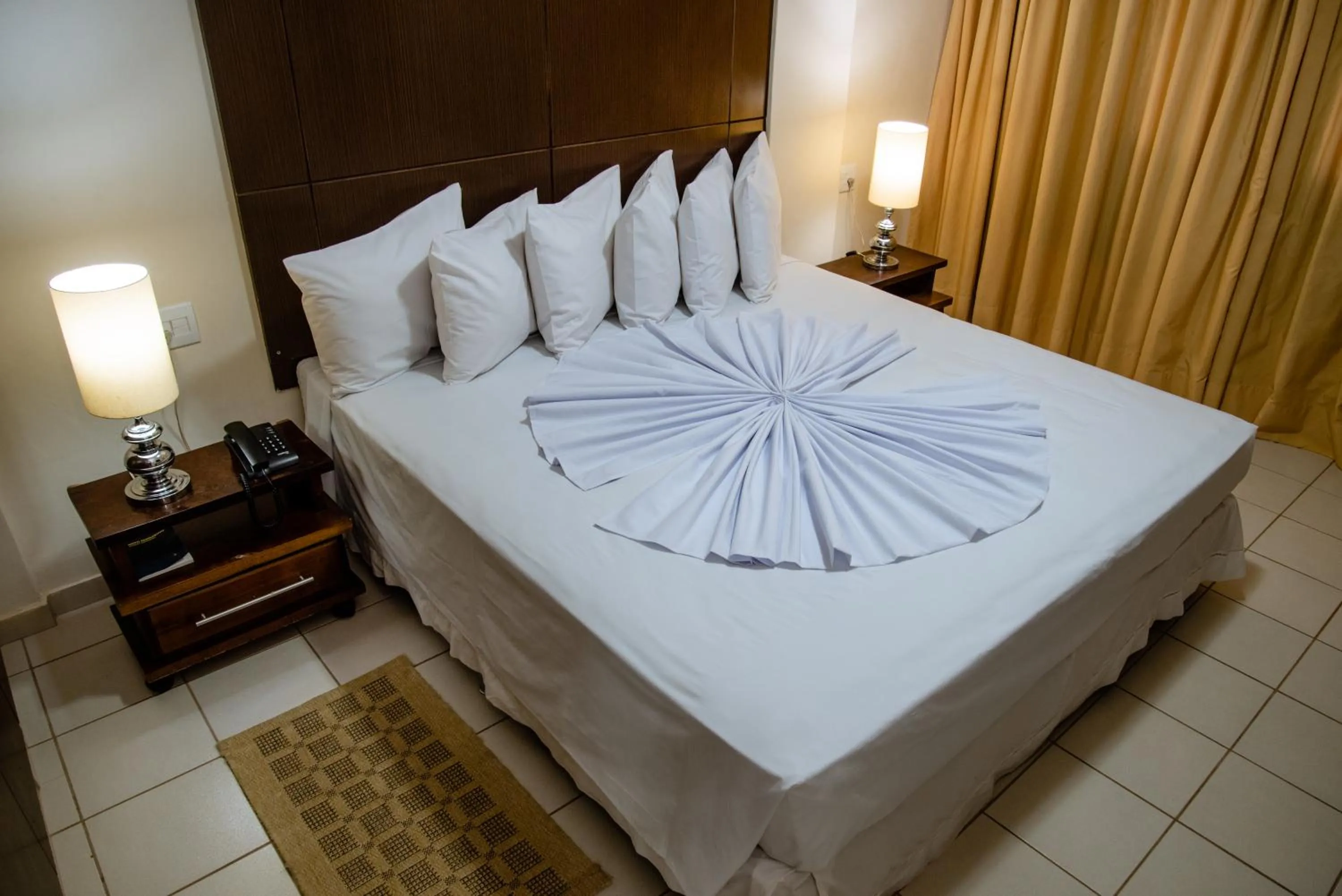 Bed in Imperador Palace Hotel Franca