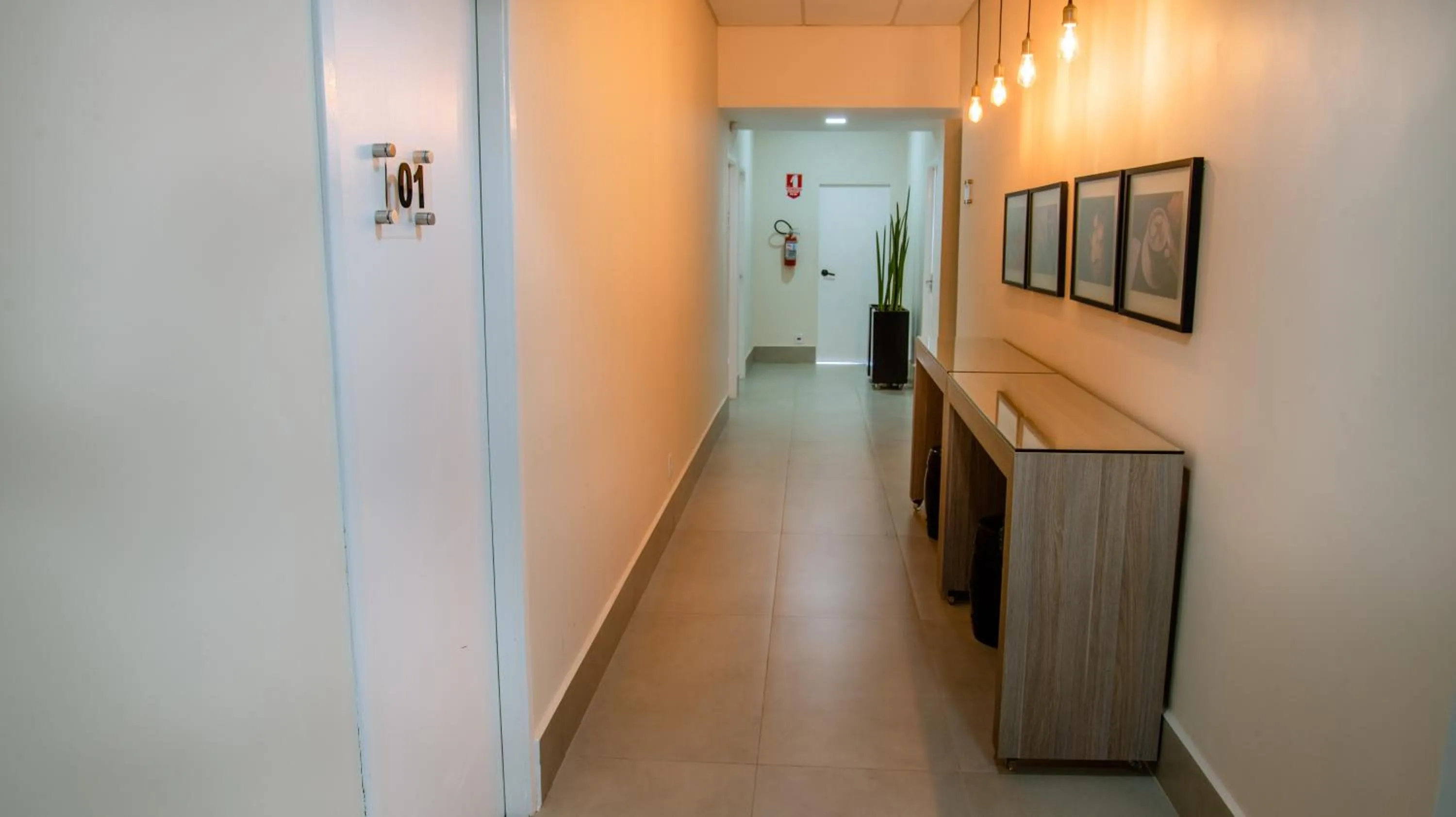 Communal lounge/ TV room in Imperador Palace Hotel Franca