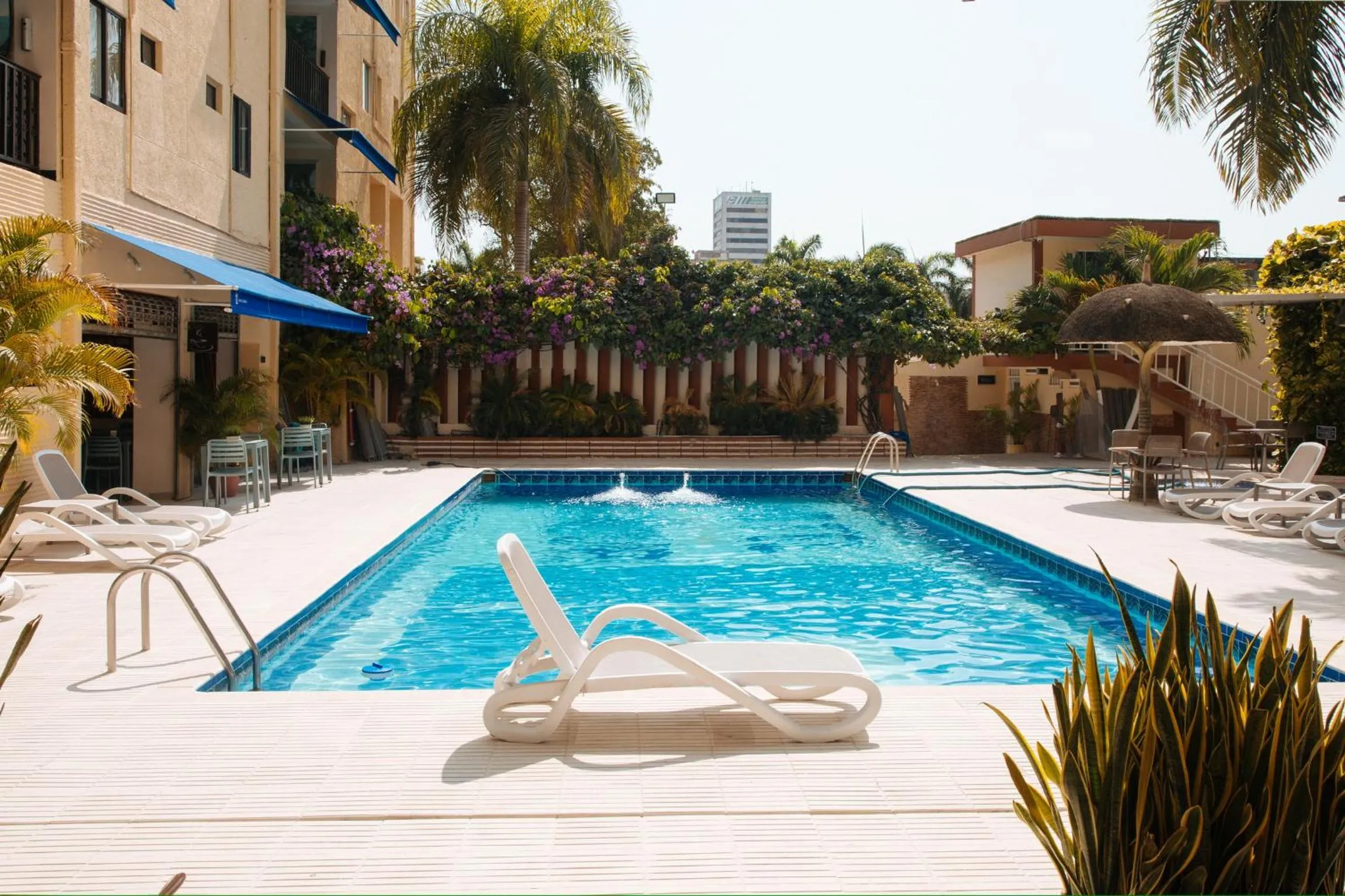 Swimming pool in Hotel Genova Centro