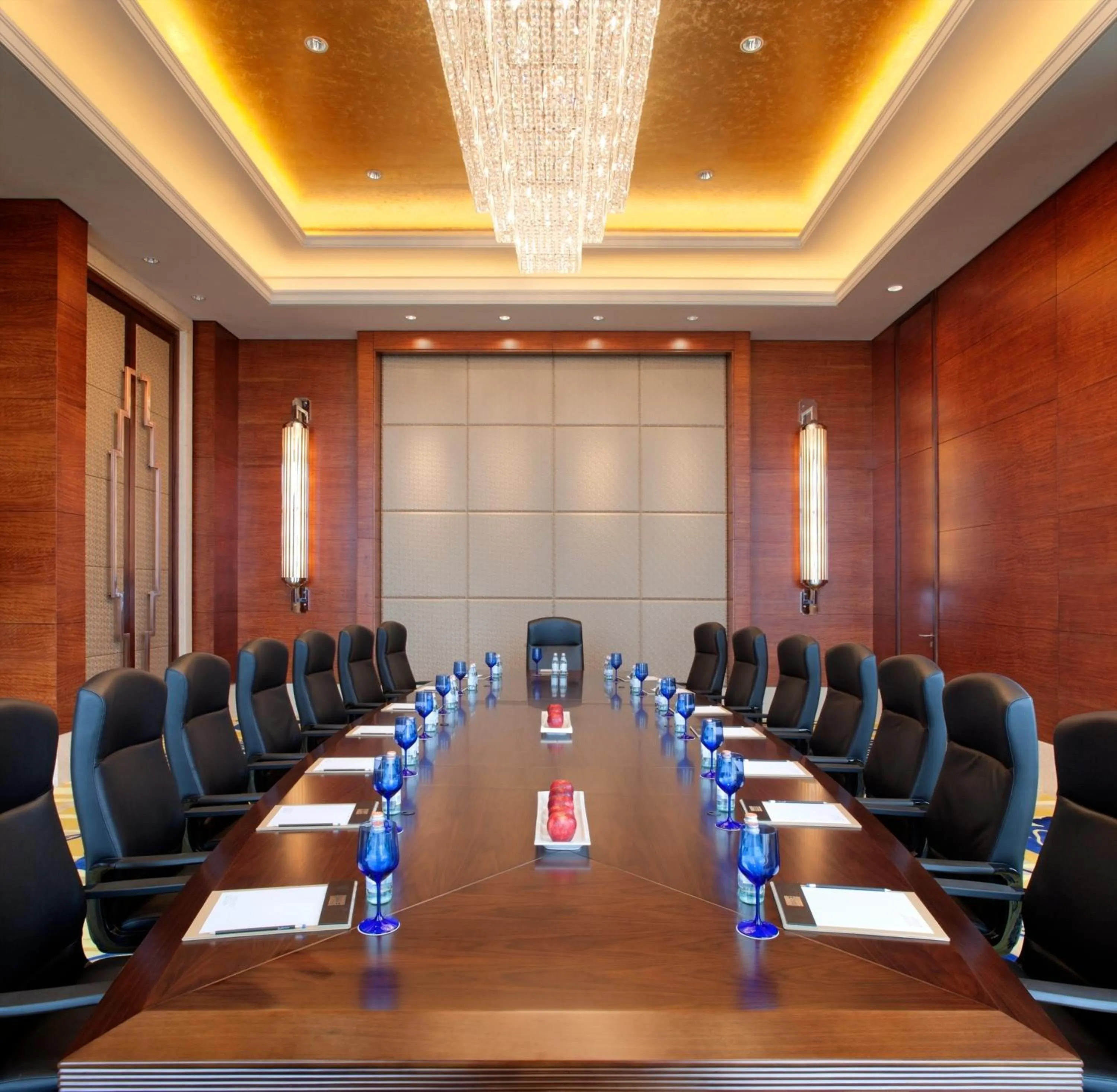 Business facilities in Radisson Blu Plaza Chongqing