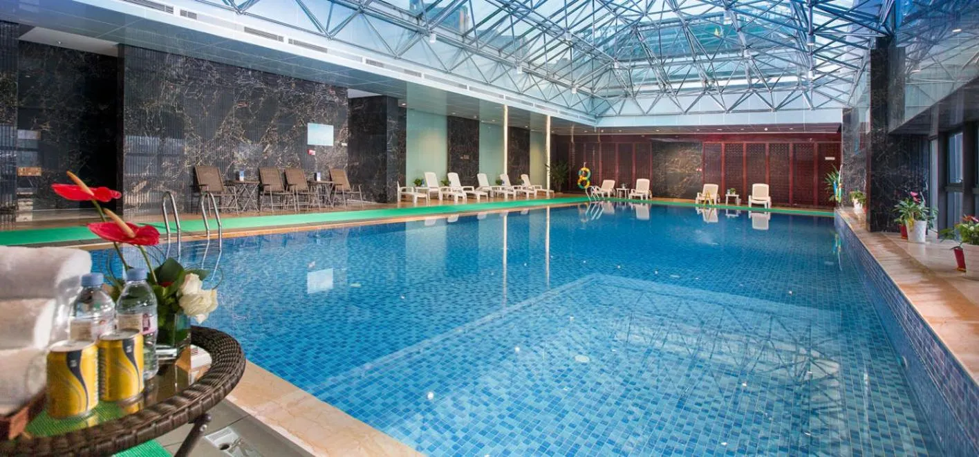 Swimming pool in Shaoxing Tianma Grand Hotel