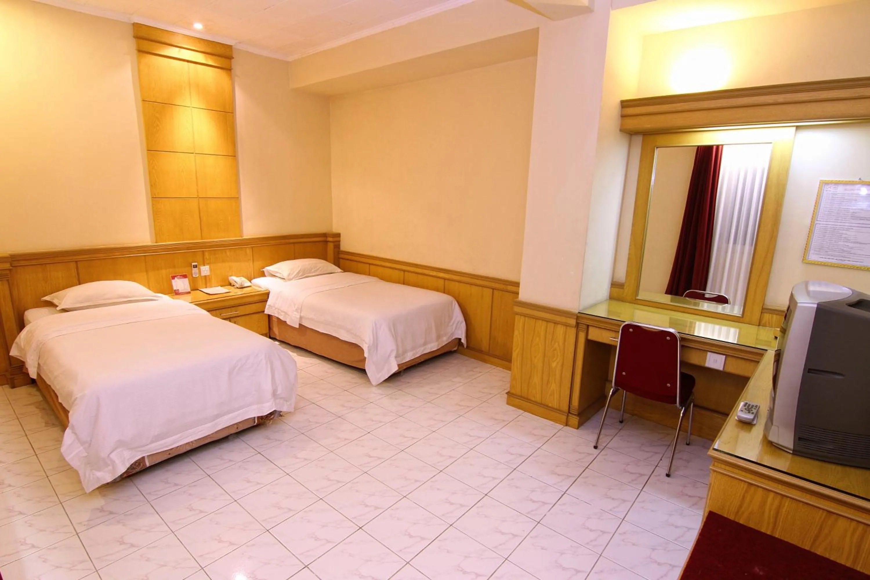 Bedroom, Bed in Hotel Hangtuah