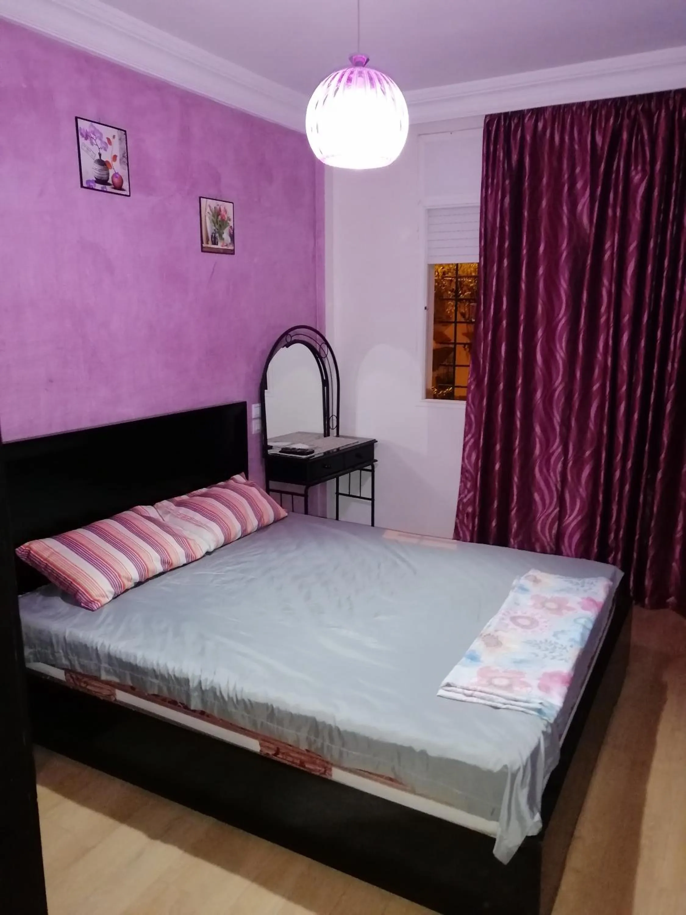 Photo of the whole room, Bed in Mohammed V Airport HOME