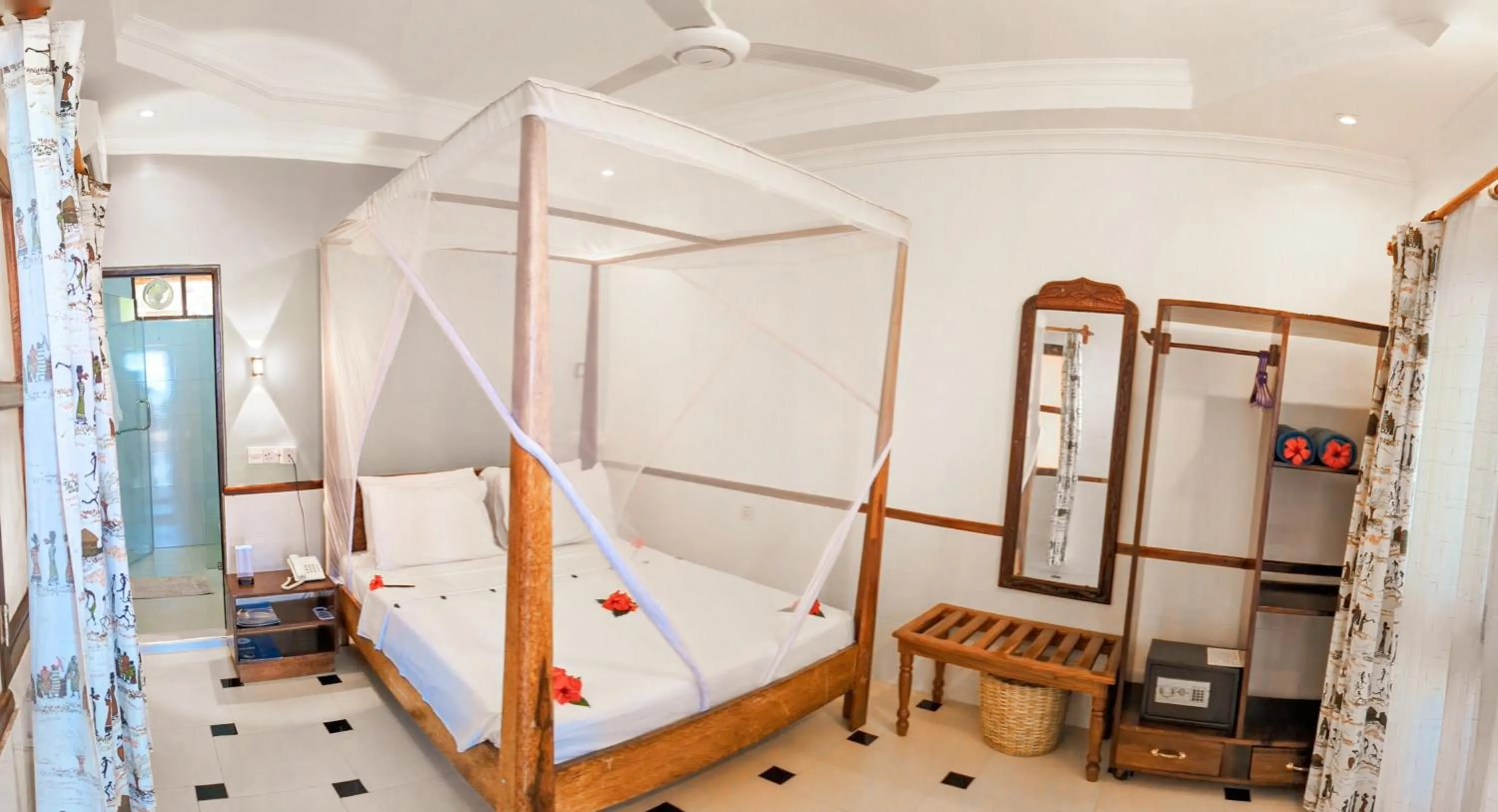 Bedroom, Bed in Mnarani Beach Cottages