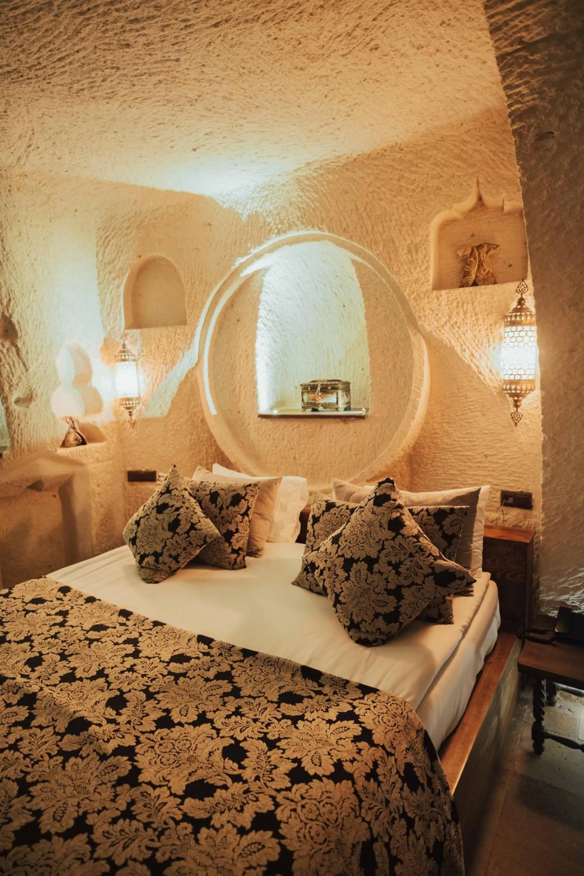 Bed in Hu of Cappadocia - Special Class