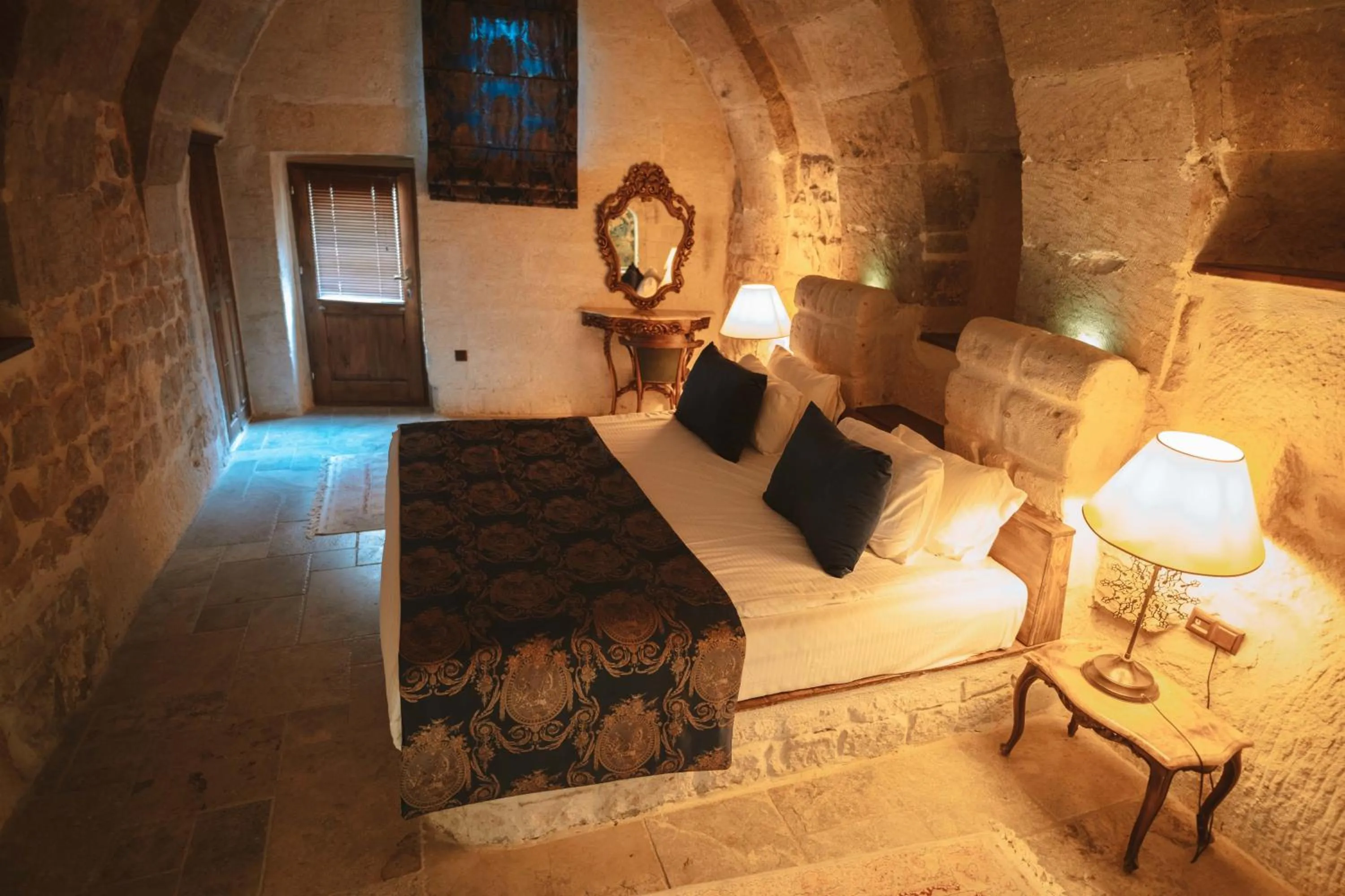 Bed in Hu of Cappadocia - Special Class