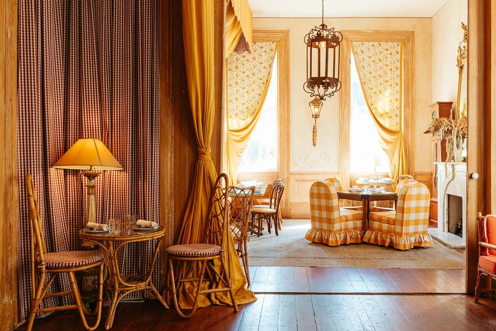 Restaurant/places to eat in Hotel Peter and Paul, an Ash Hotel