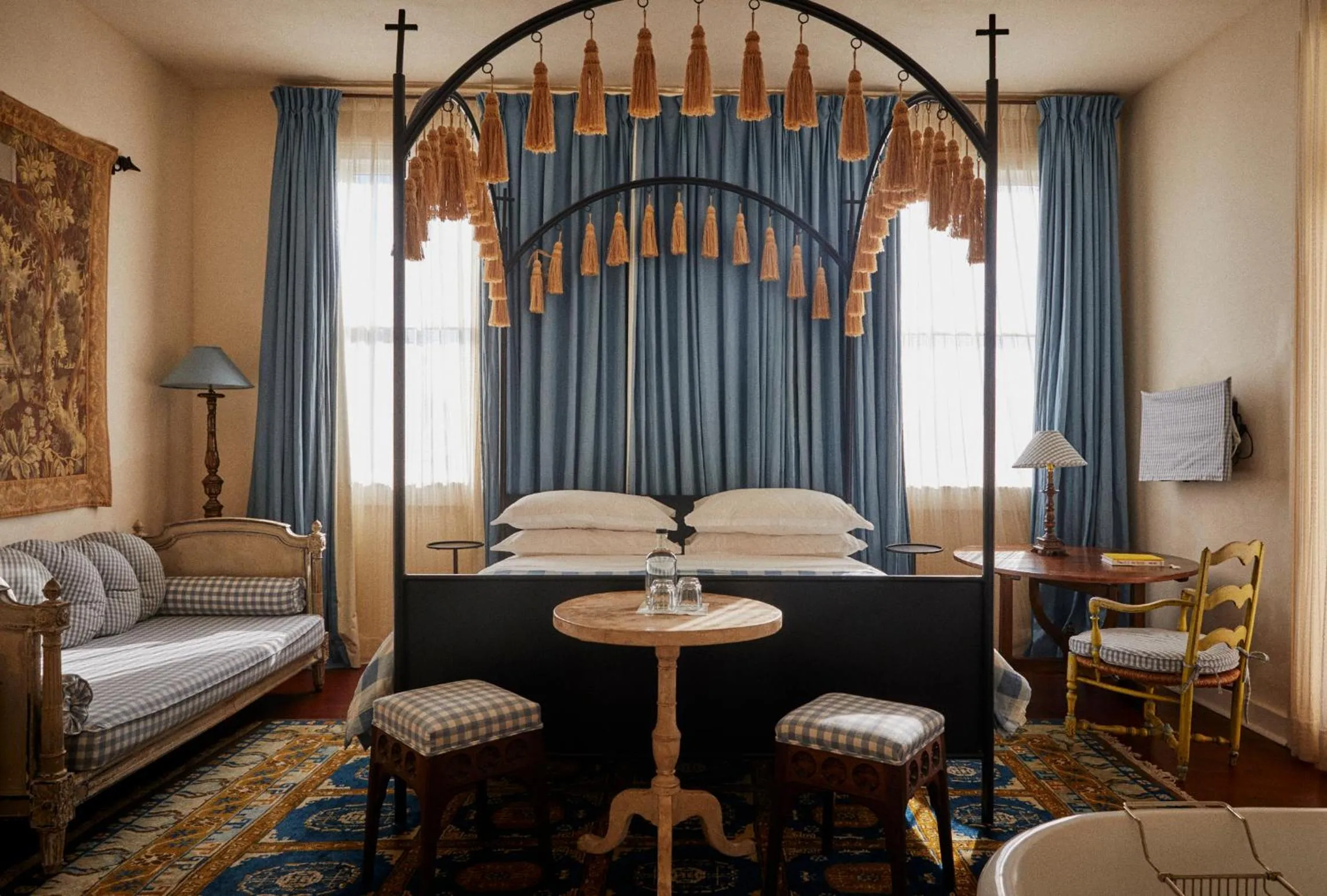 Bedroom, Bed in Hotel Peter and Paul, an Ash Hotel