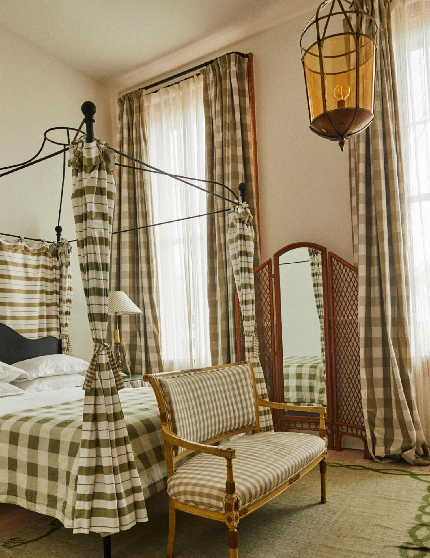 Bedroom, Bed in Hotel Peter and Paul, an Ash Hotel