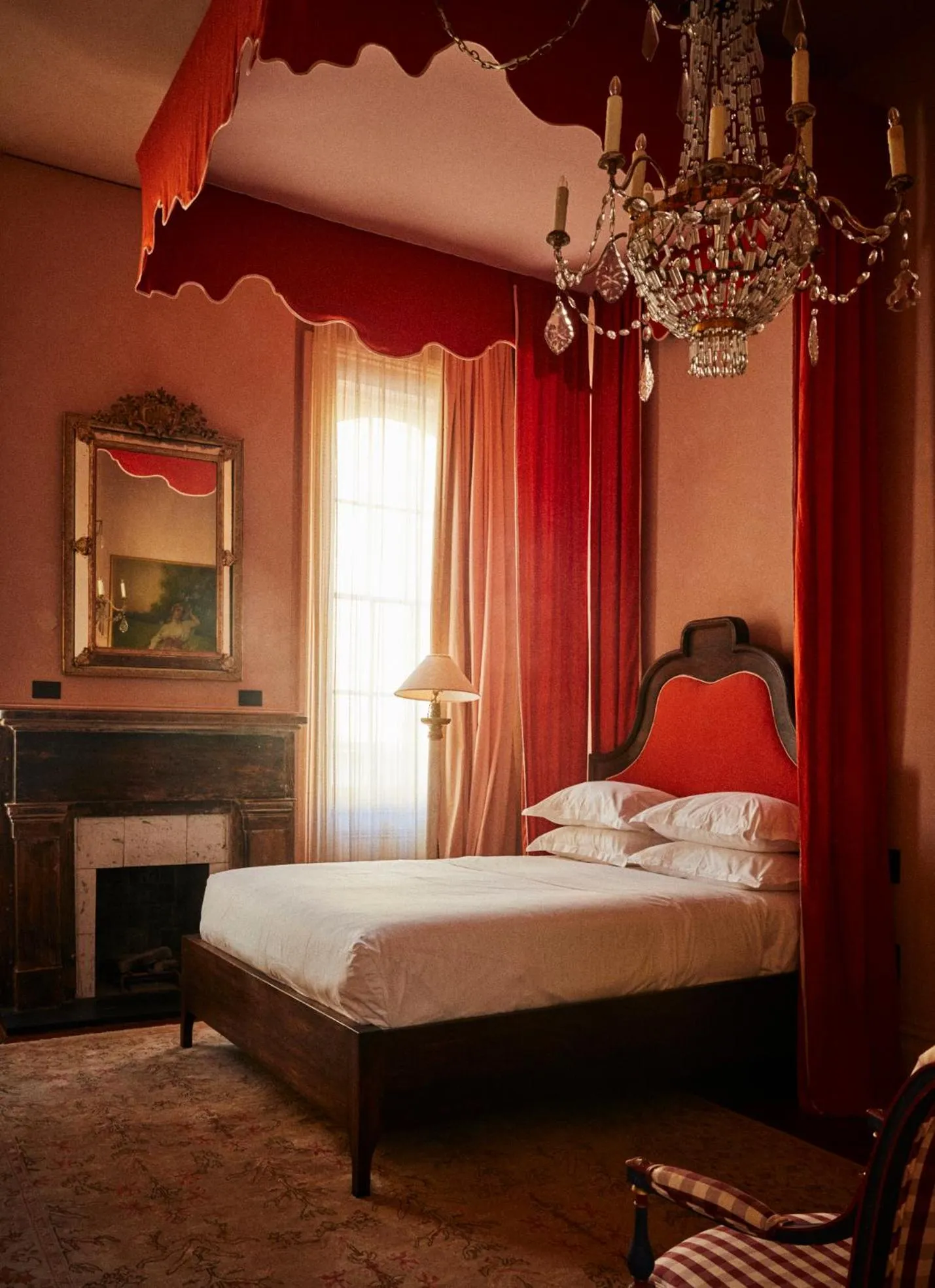 Bed in Hotel Peter and Paul, an Ash Hotel