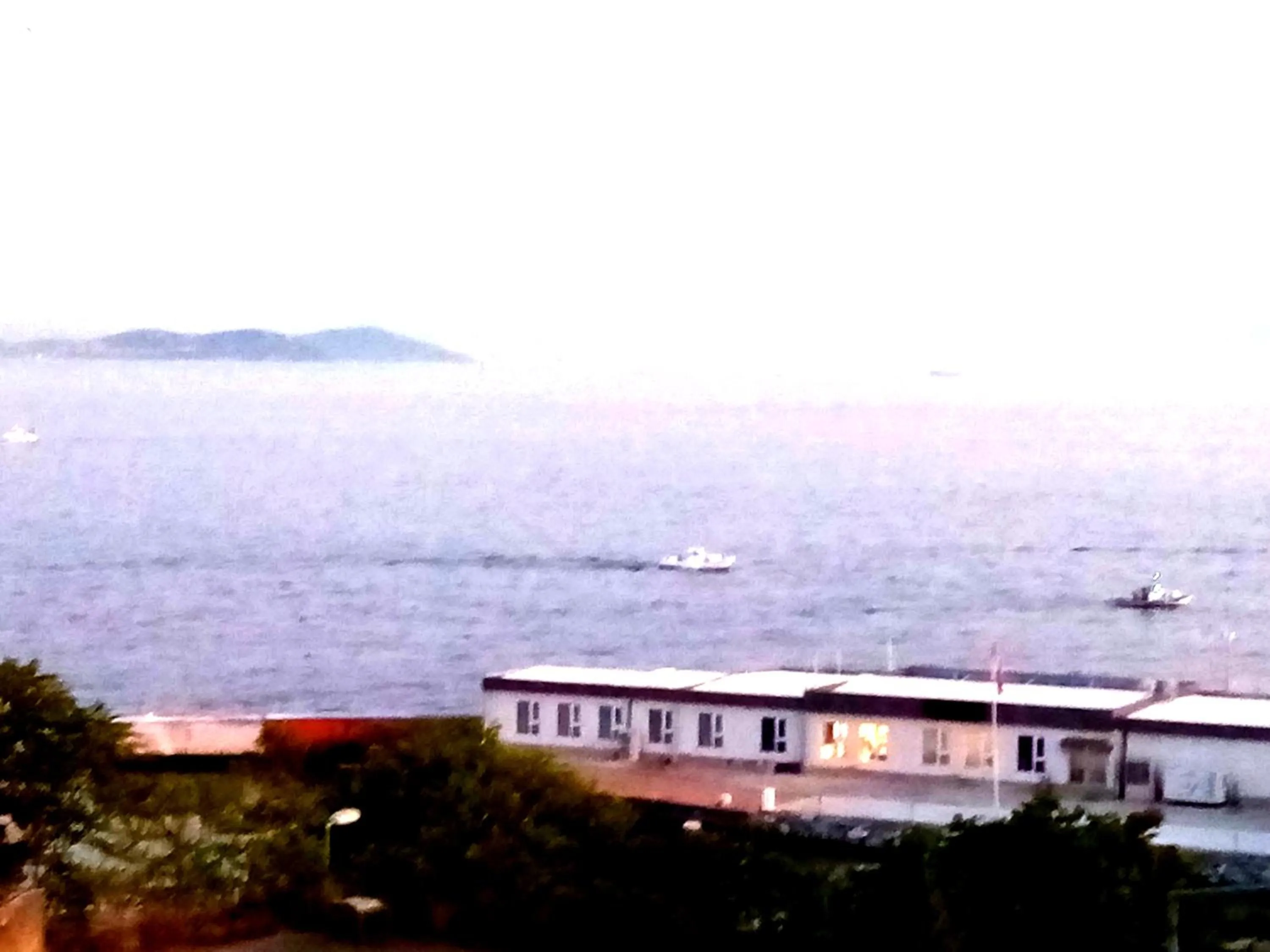 Sea view in Yasin Apart hotel