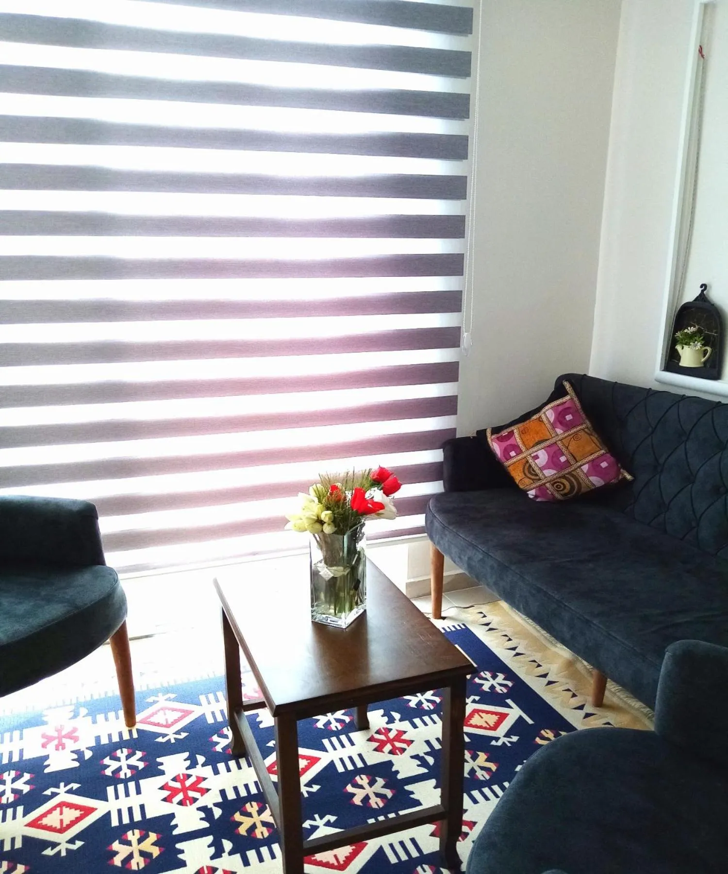 Living room in Yasin Apart hotel