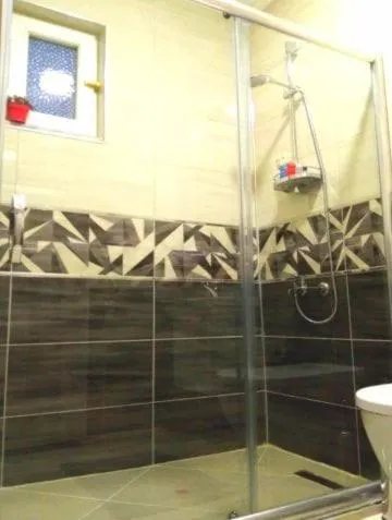 Bathroom in Yasin Apart hotel