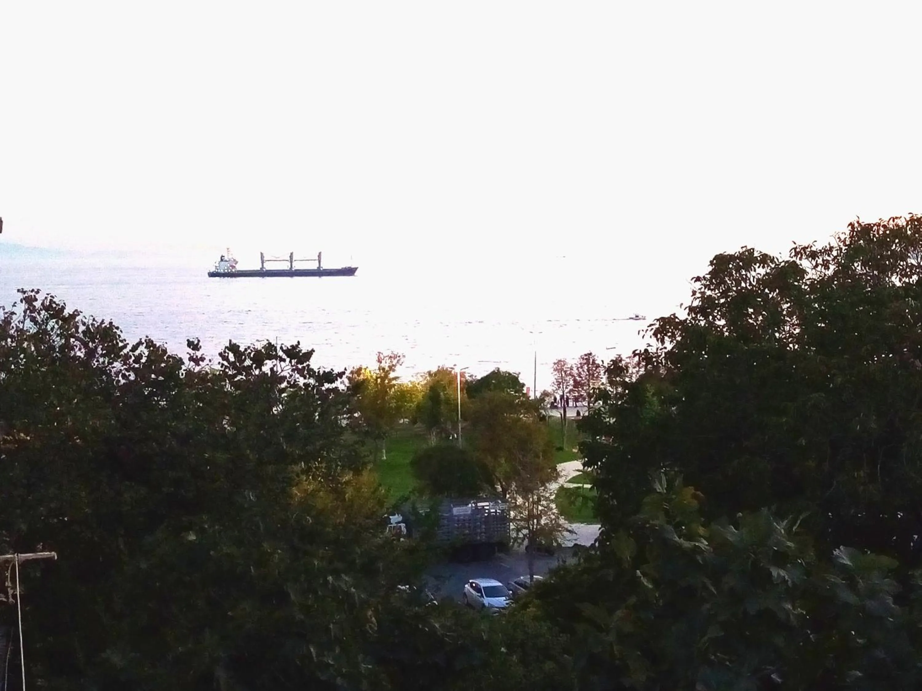 Sea view in Yasin Apart hotel