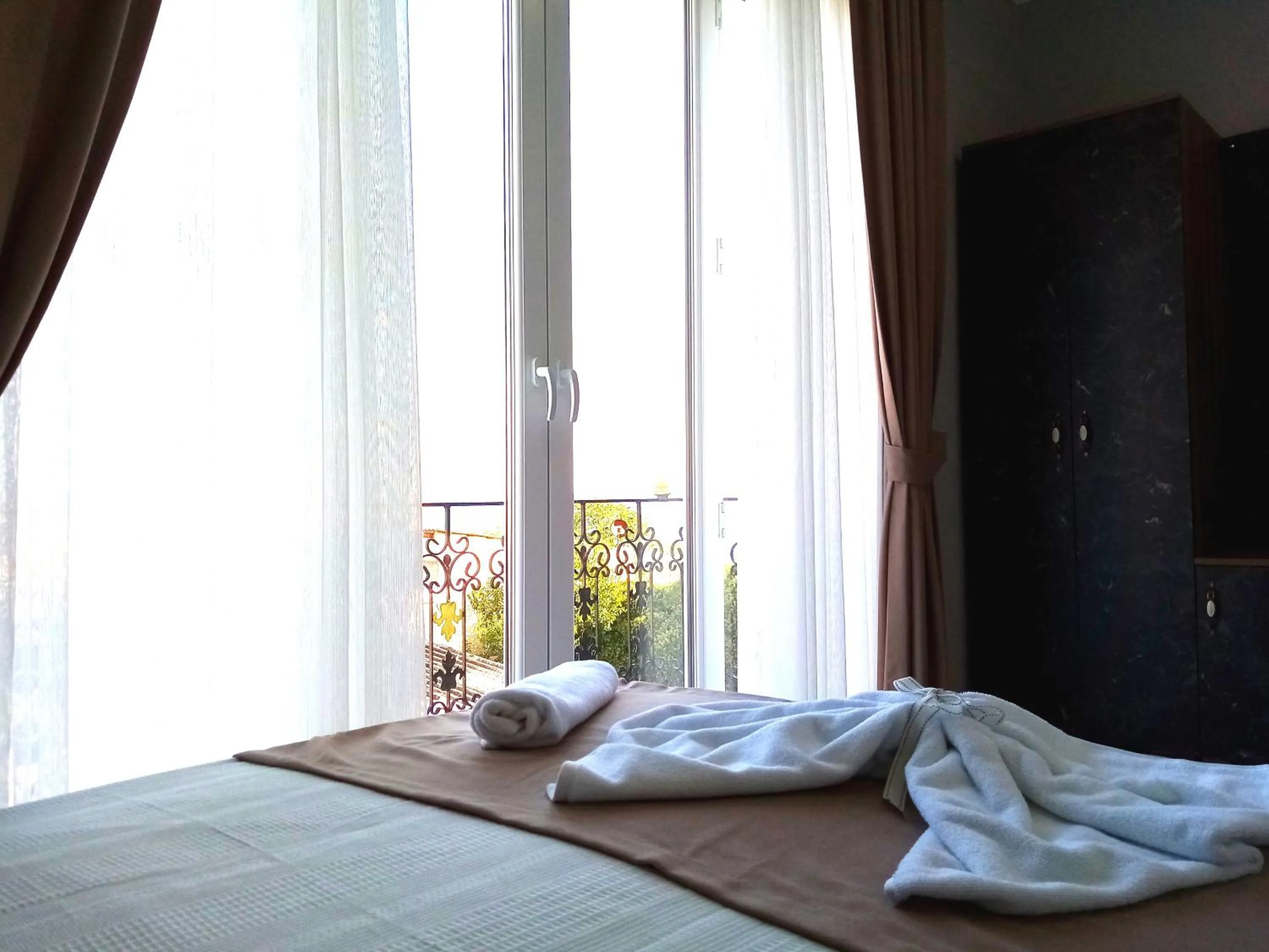 Bedroom in Yasin Apart hotel