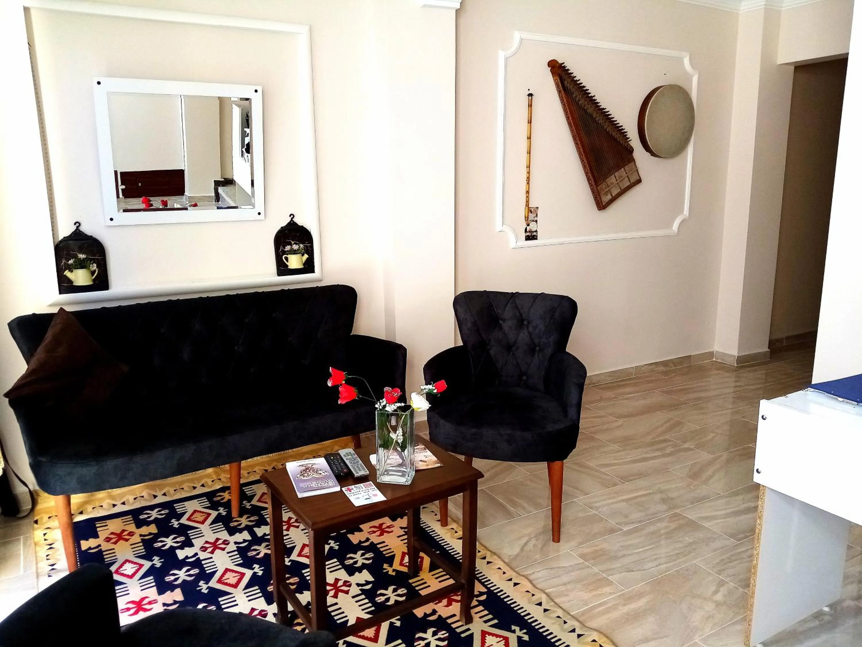 Lobby or reception in Yasin Apart hotel