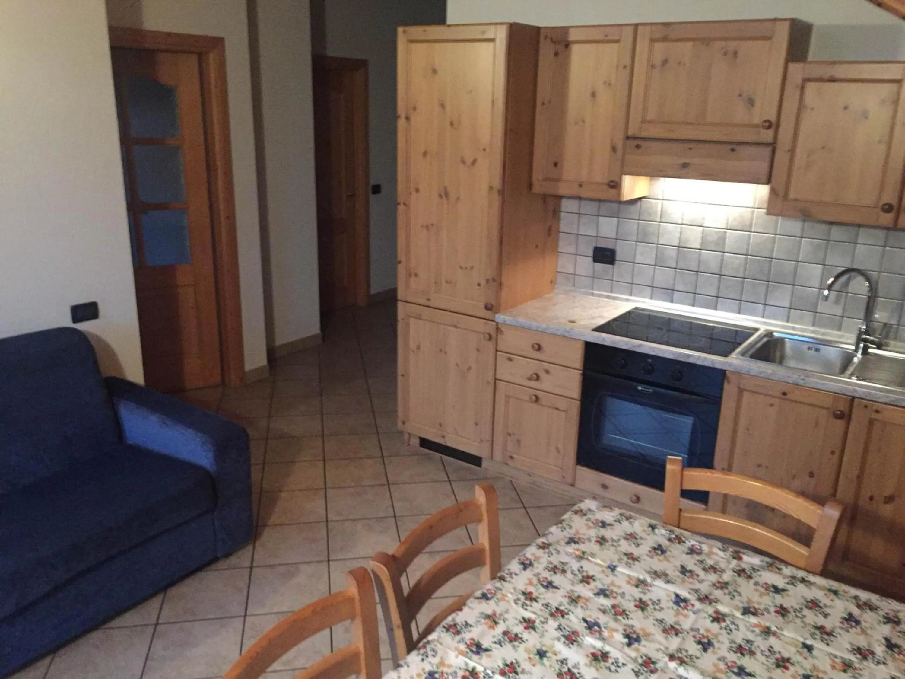 Kitchen or kitchenette in Casa Vacanze Sablonera