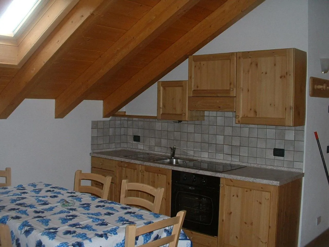 Kitchen or kitchenette in Casa Vacanze Sablonera