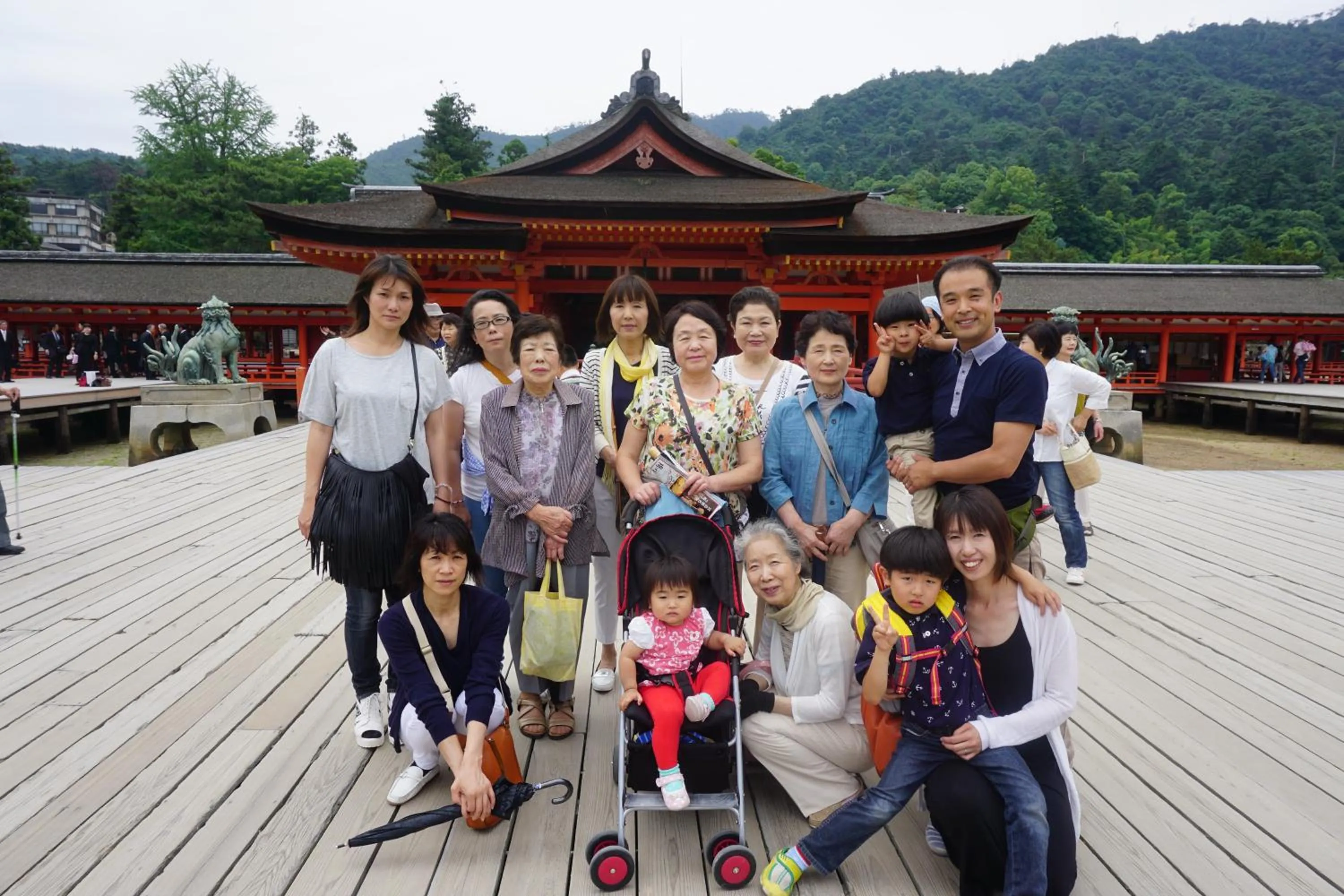 group of guests in Morizuya