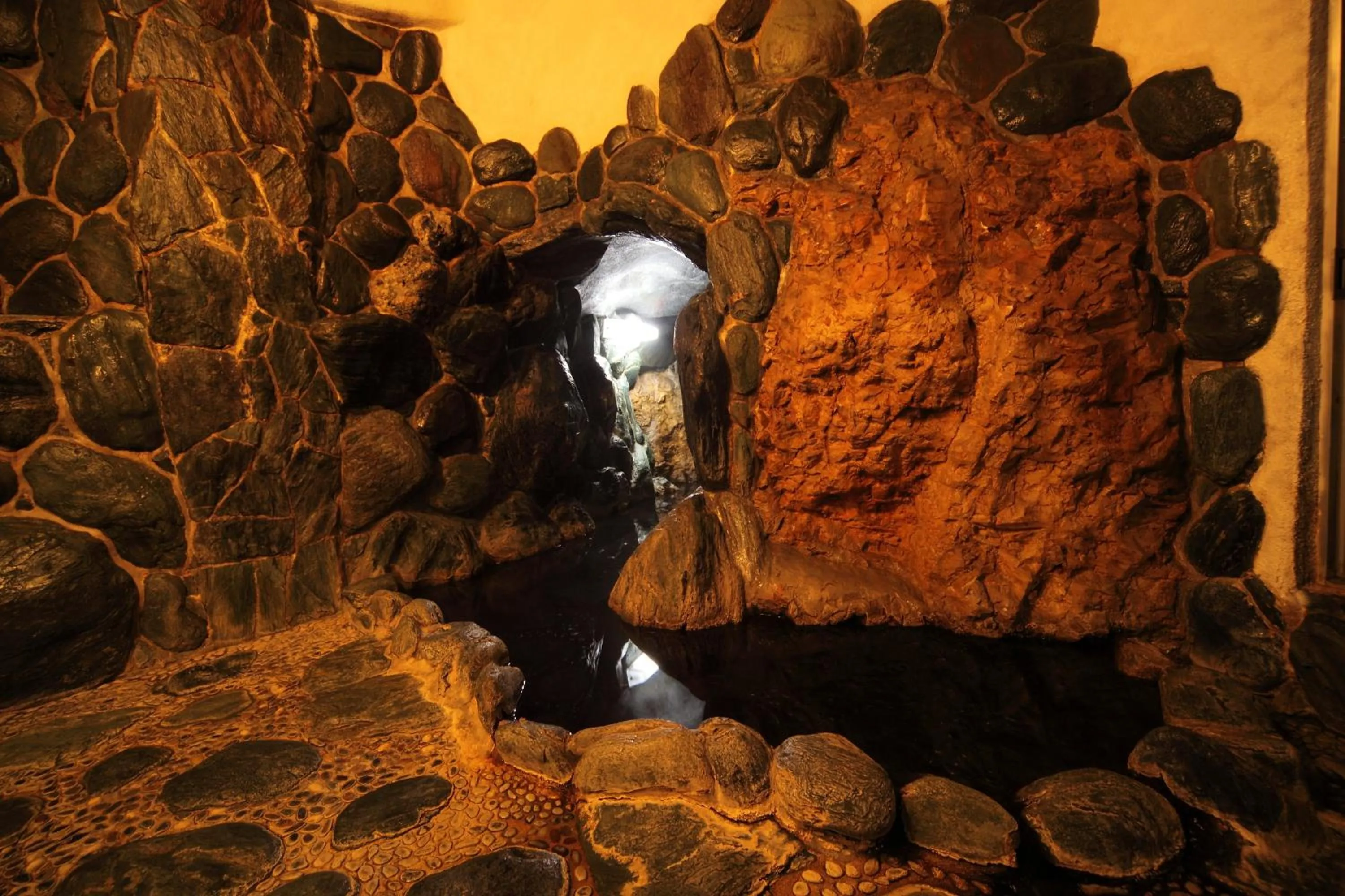 Hot Spring Bath in Morizuya