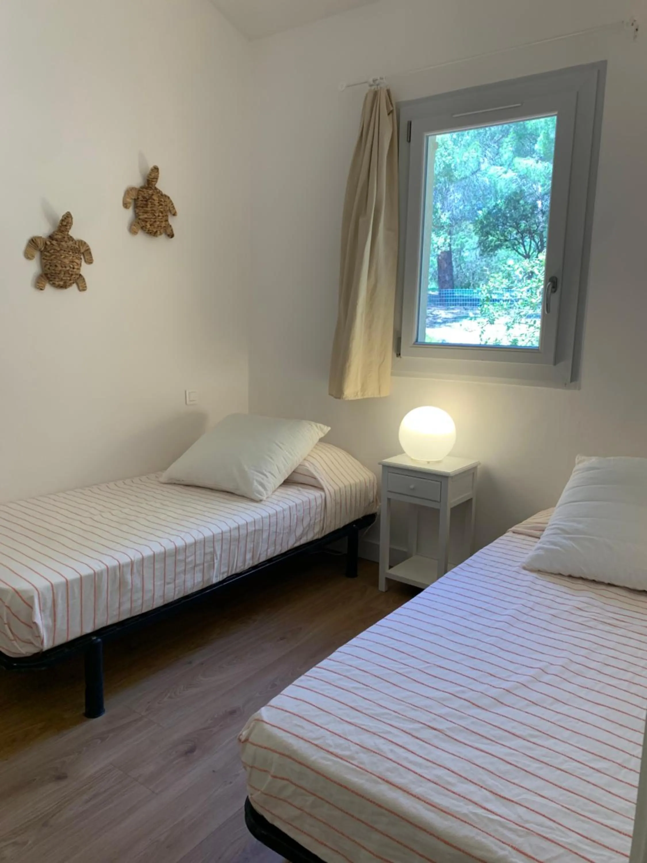 Bed in Les Pins de Santa Giulia