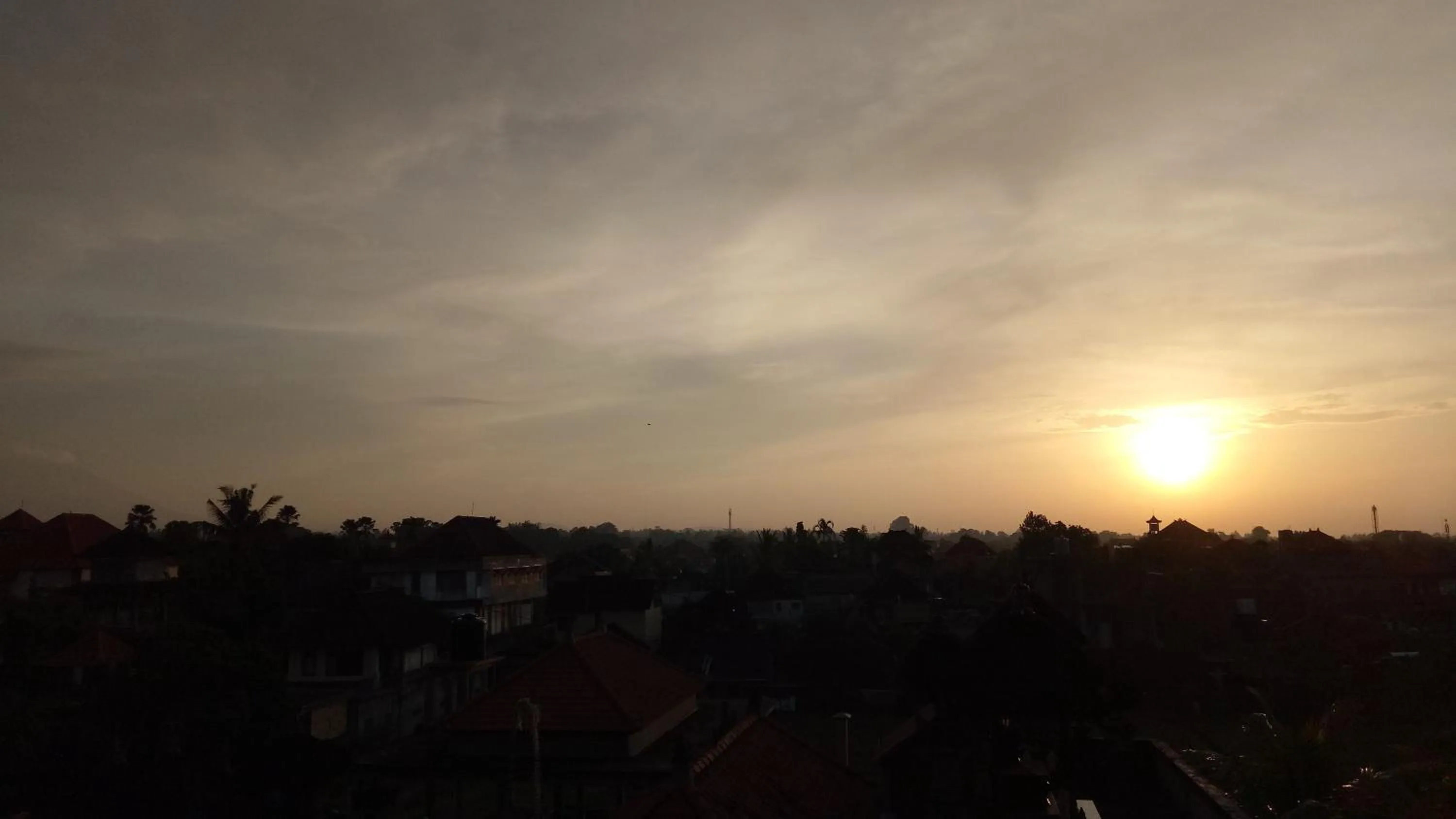 Property building in Hibiscus Cottages