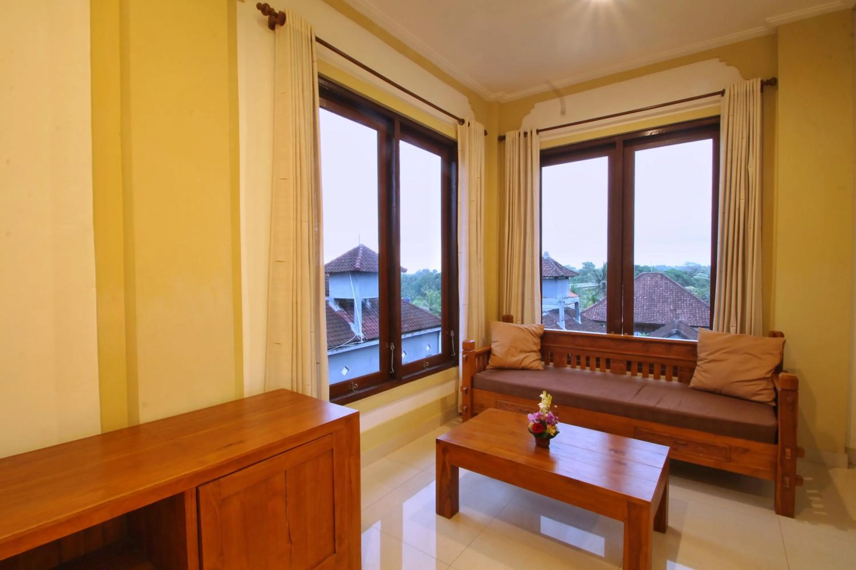 Living room in Hibiscus Cottages