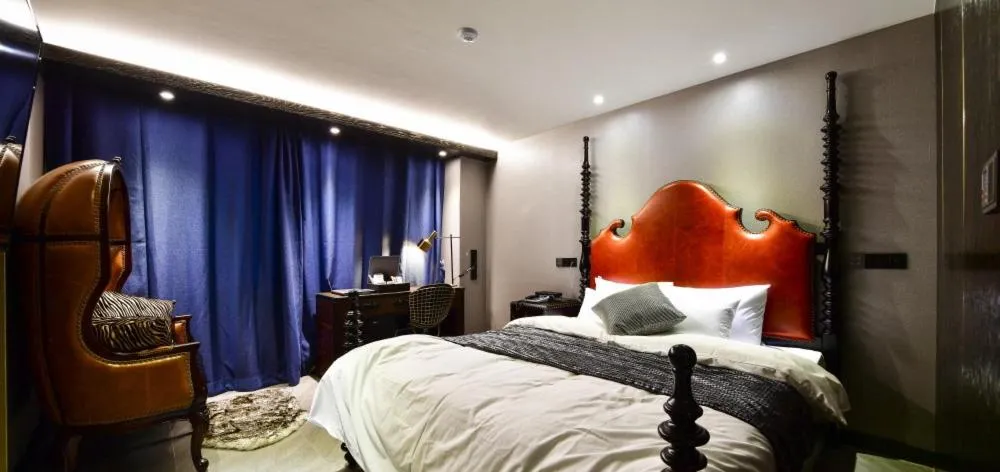 Bedroom, Bed in Hotel La Vue Foret