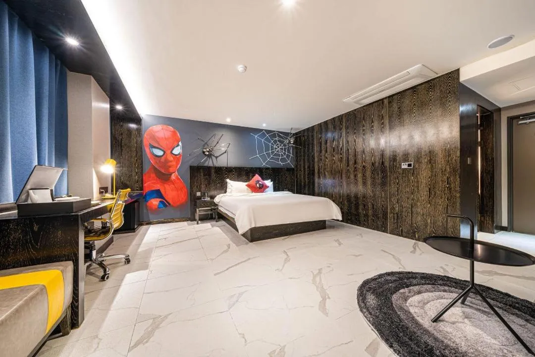 Photo of the whole room, Bed in Hotel La Vue Foret