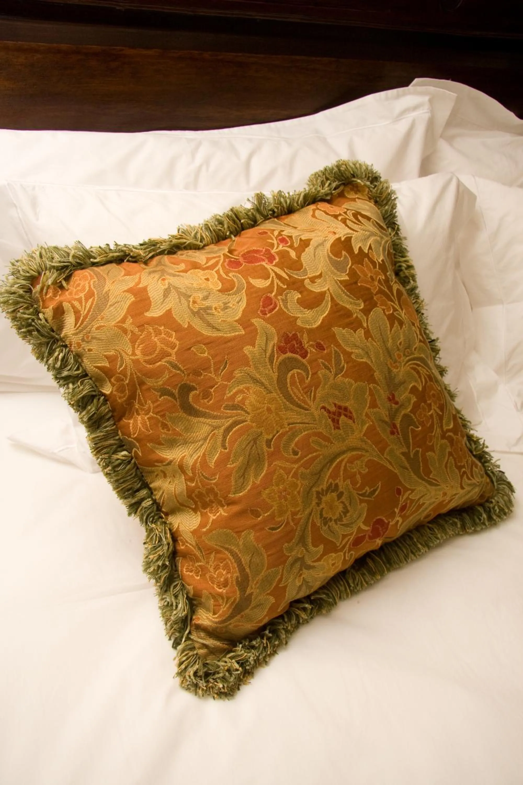 Bedroom, Bed in Umthunzi Hotel and Conference