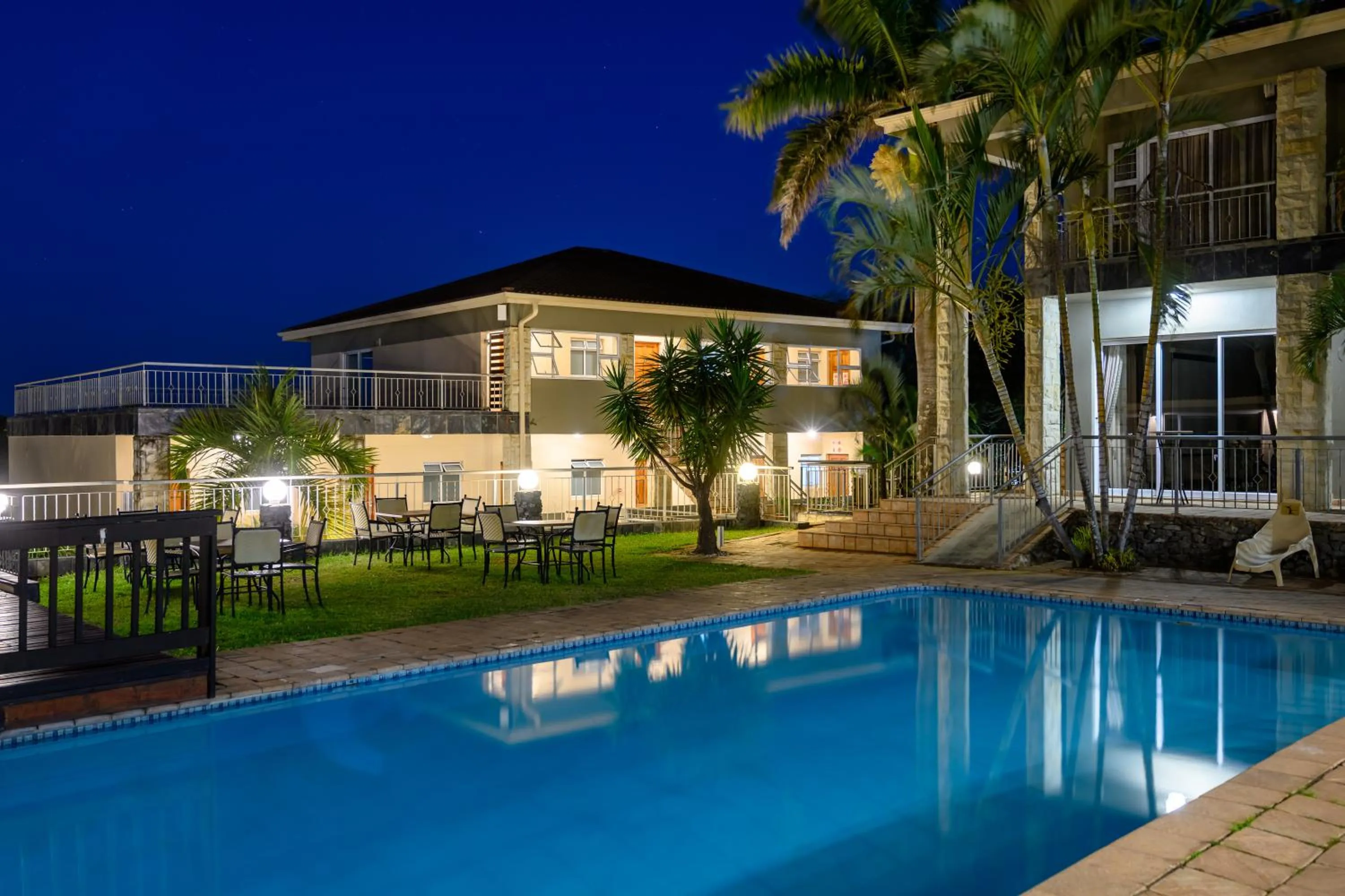 Swimming pool in Umthunzi Hotel and Conference