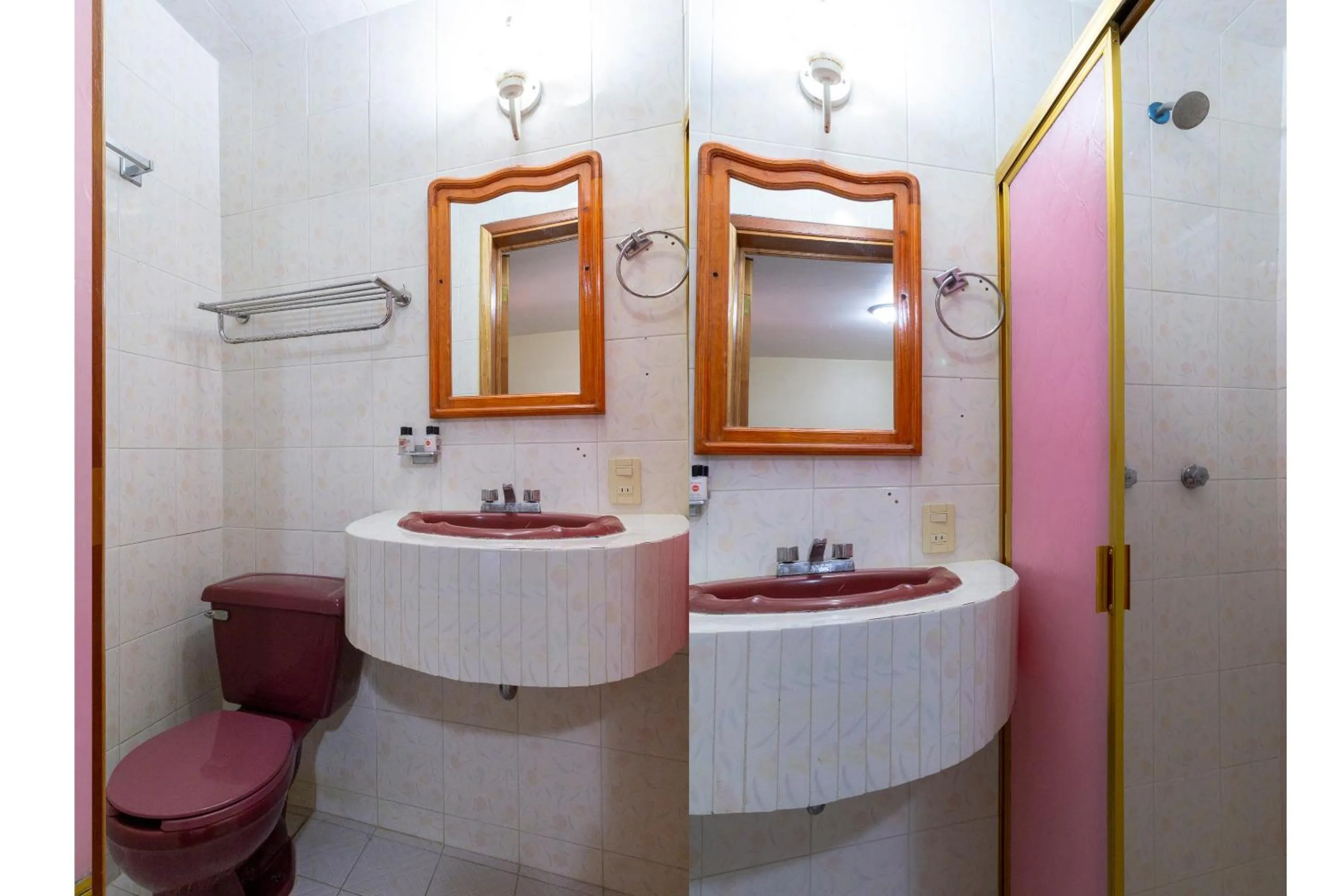 Bathroom in Capital O Hospedaje Los Angeles San Cristobal De Las Casas